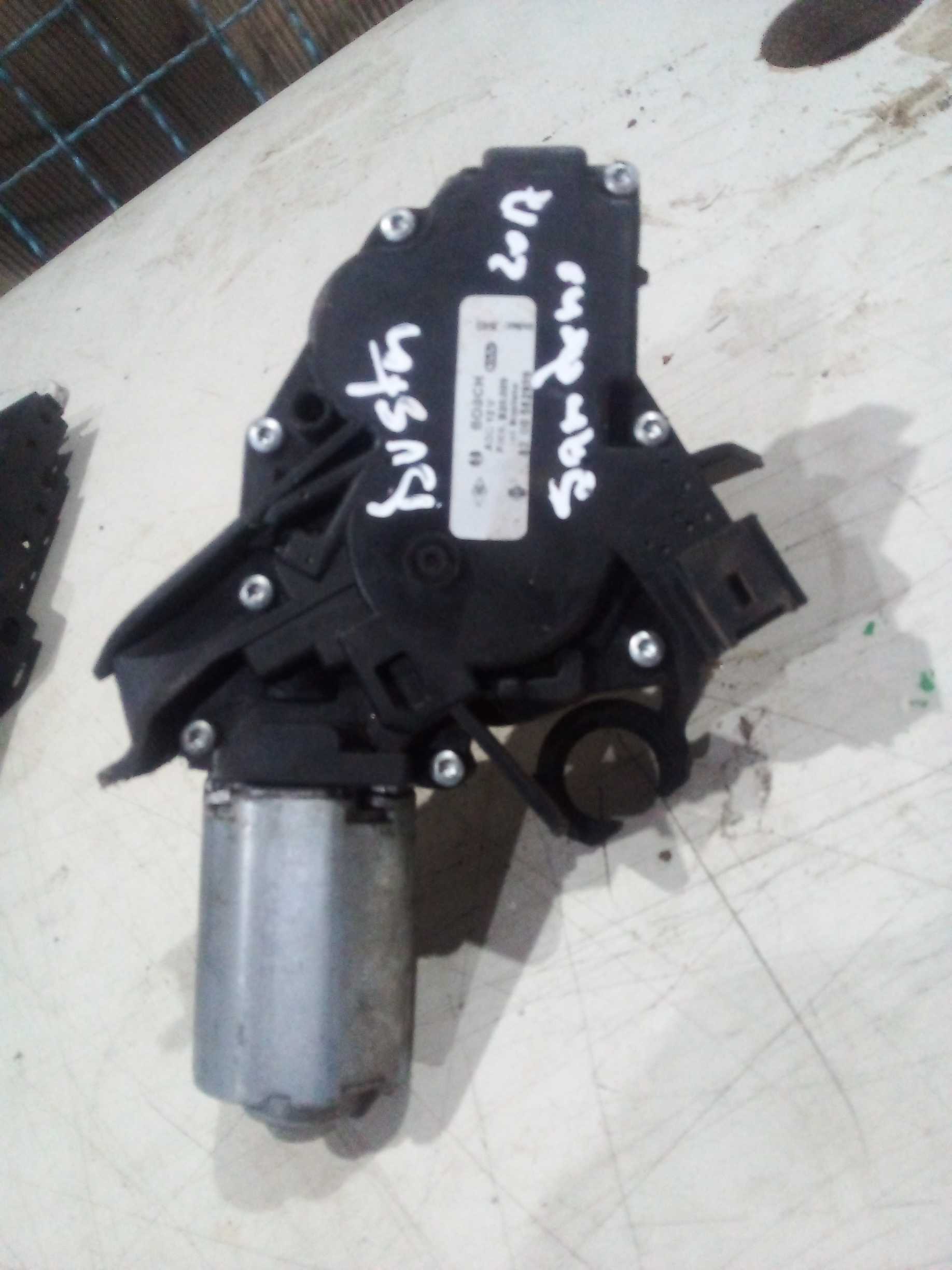 MOTOR LIMPADOR VIGIA DUSTER SANDRO 2017 8200582929 2