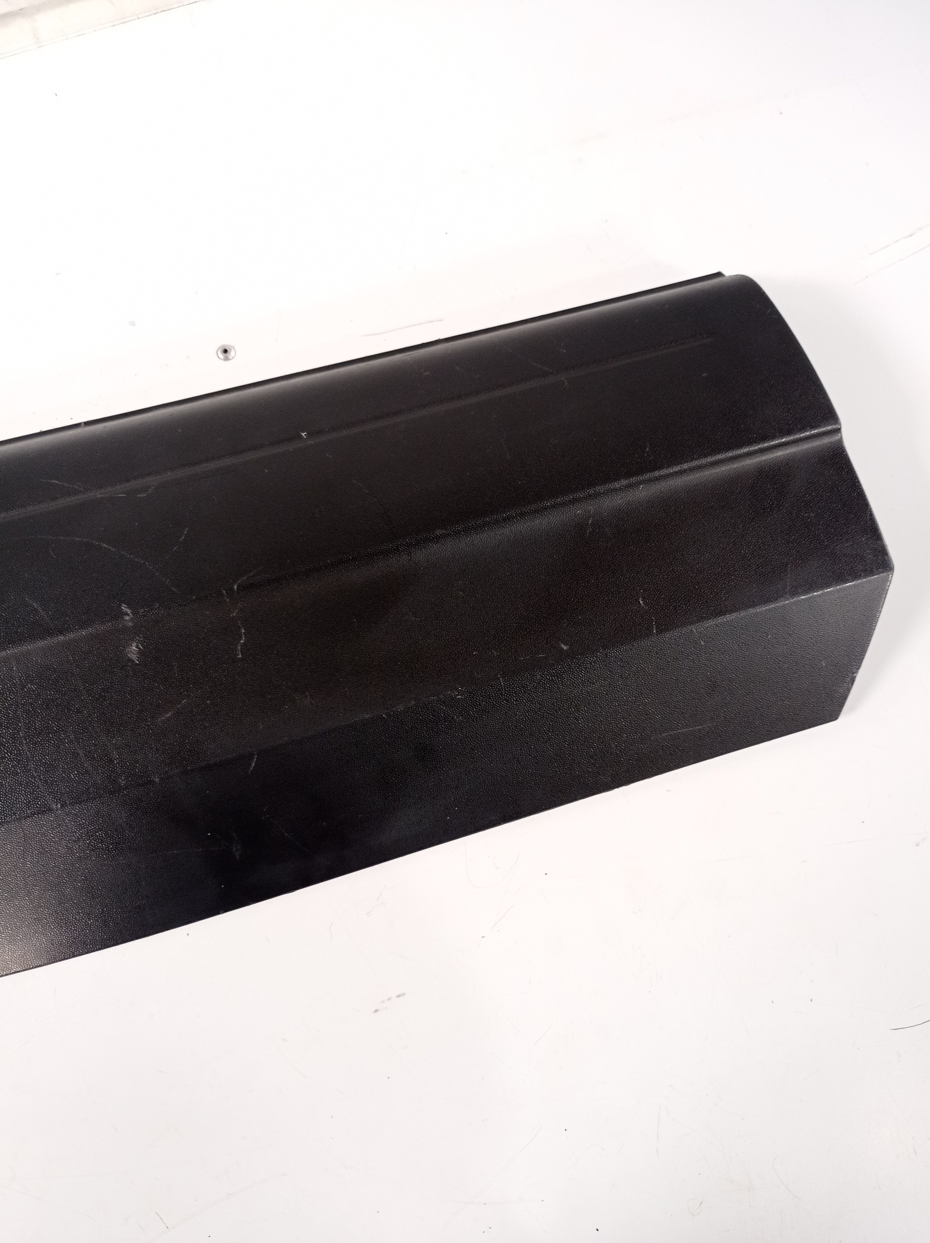 Friso Moldura Inferior Porta Traseira Esquerda Tiguan 2008 Preto 4