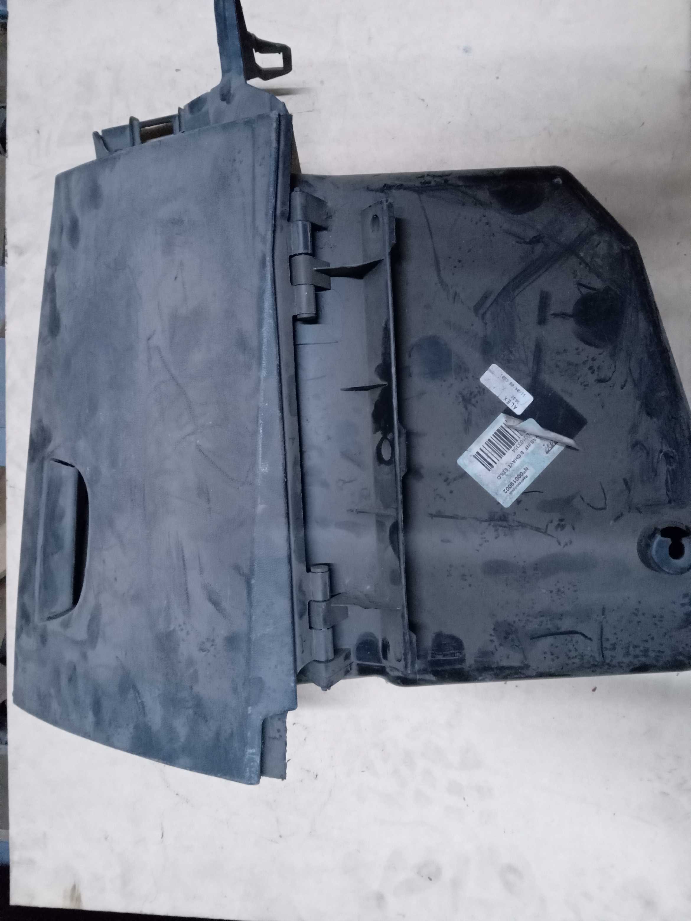 PORTA LUVAS FIAT STILO 2008 1
