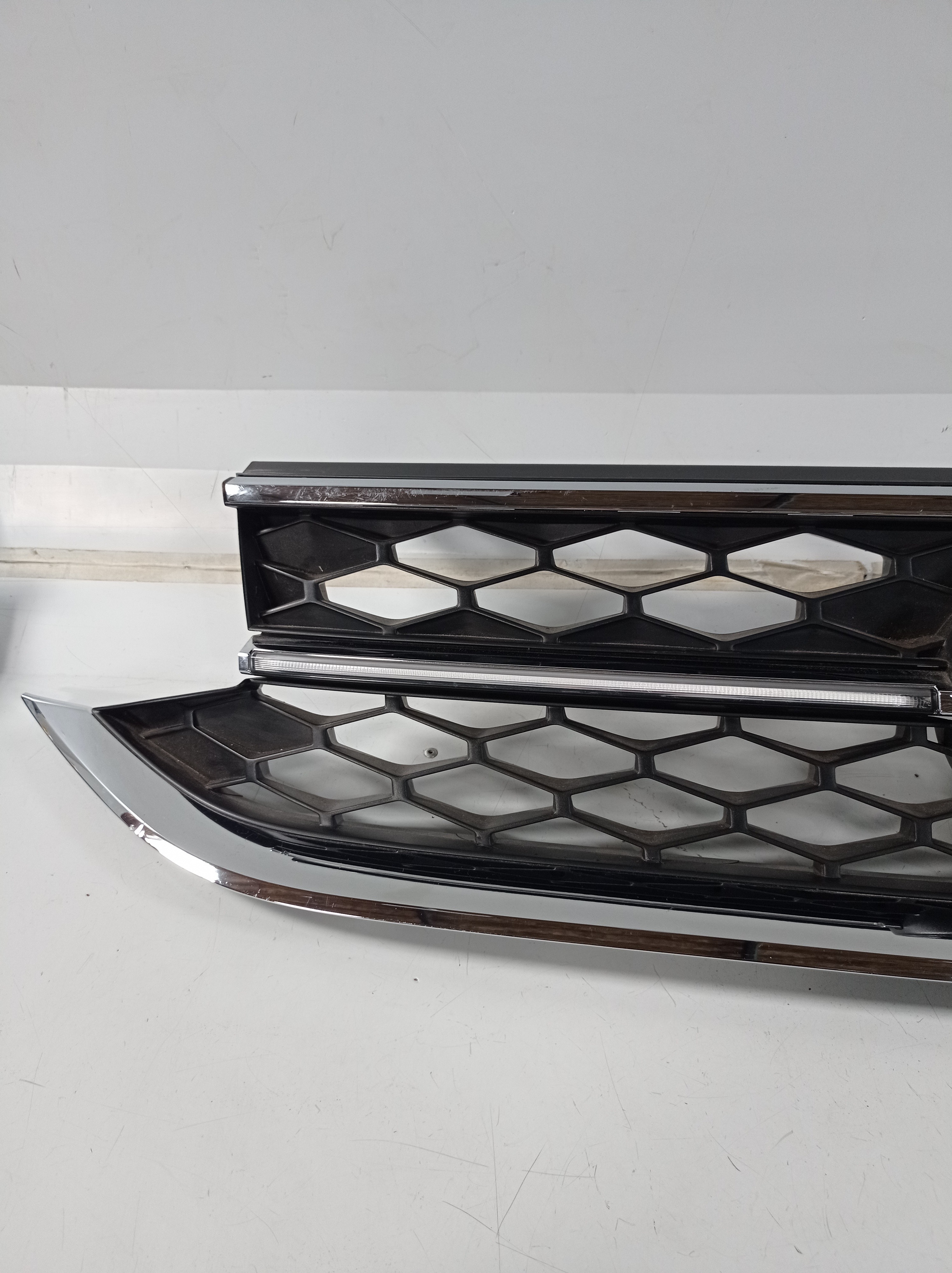 2gj853653g Grade Dianteira Vw Taos Highline 2020/2022 C Led 2