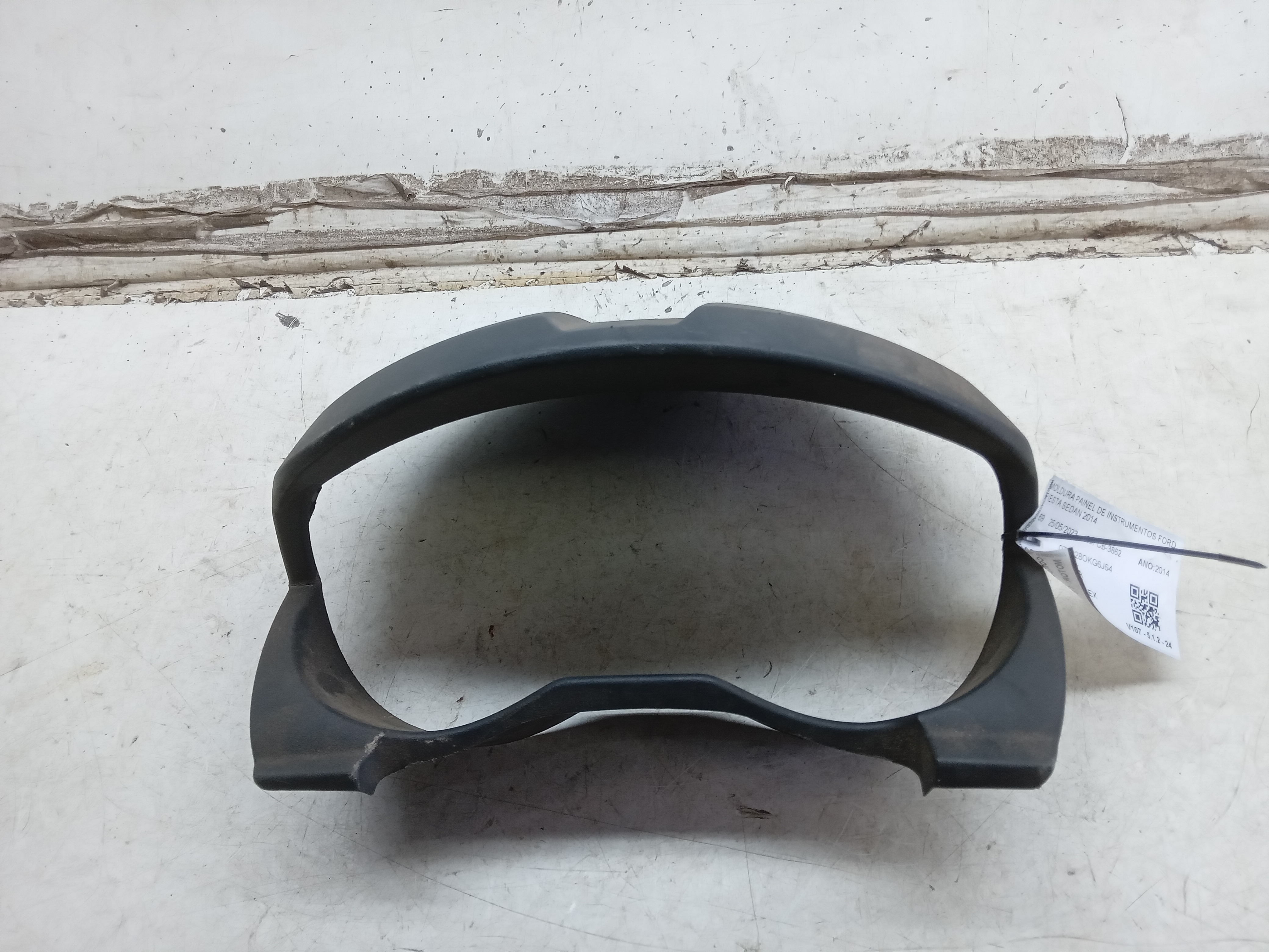 MOLDURA PAINEL INSTRUMENTOS FORD FIESTA SEDAN 2011 1