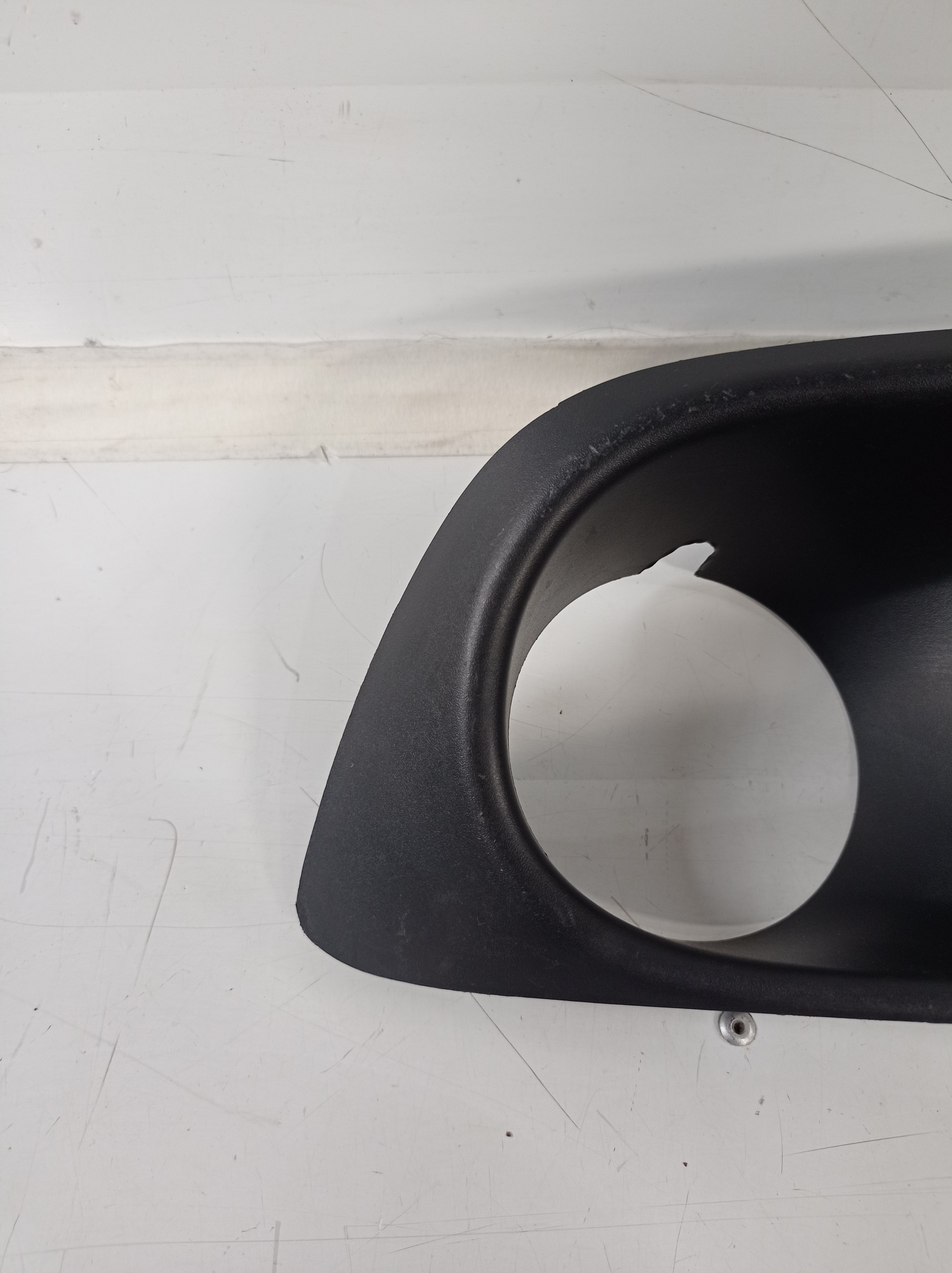 94757854 Moldura Direita Farol Milha Gm Onix Prisma 2019 3