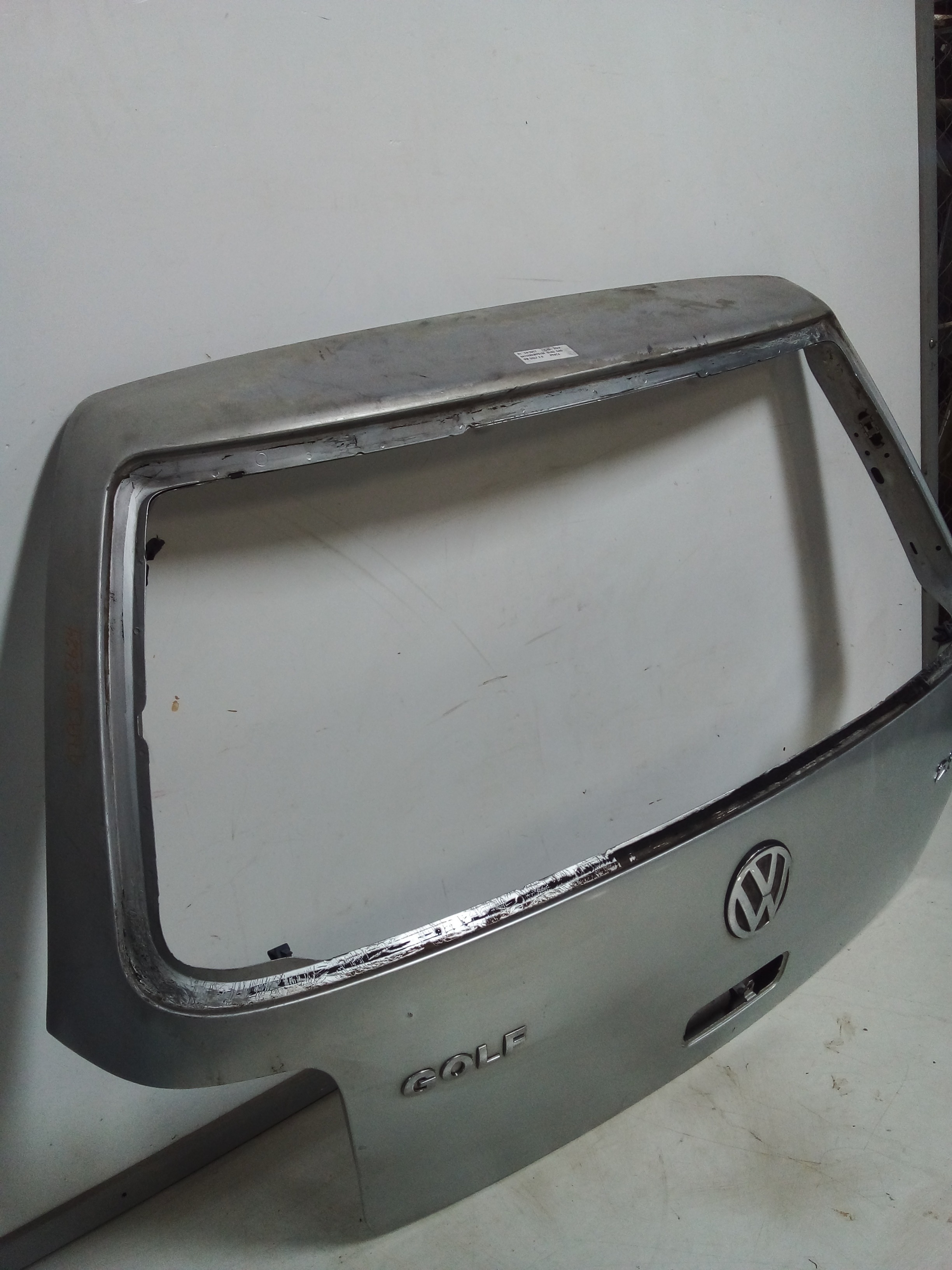 Tampa Traseira Volkswagen Golf 2003 Para Recuperar 3