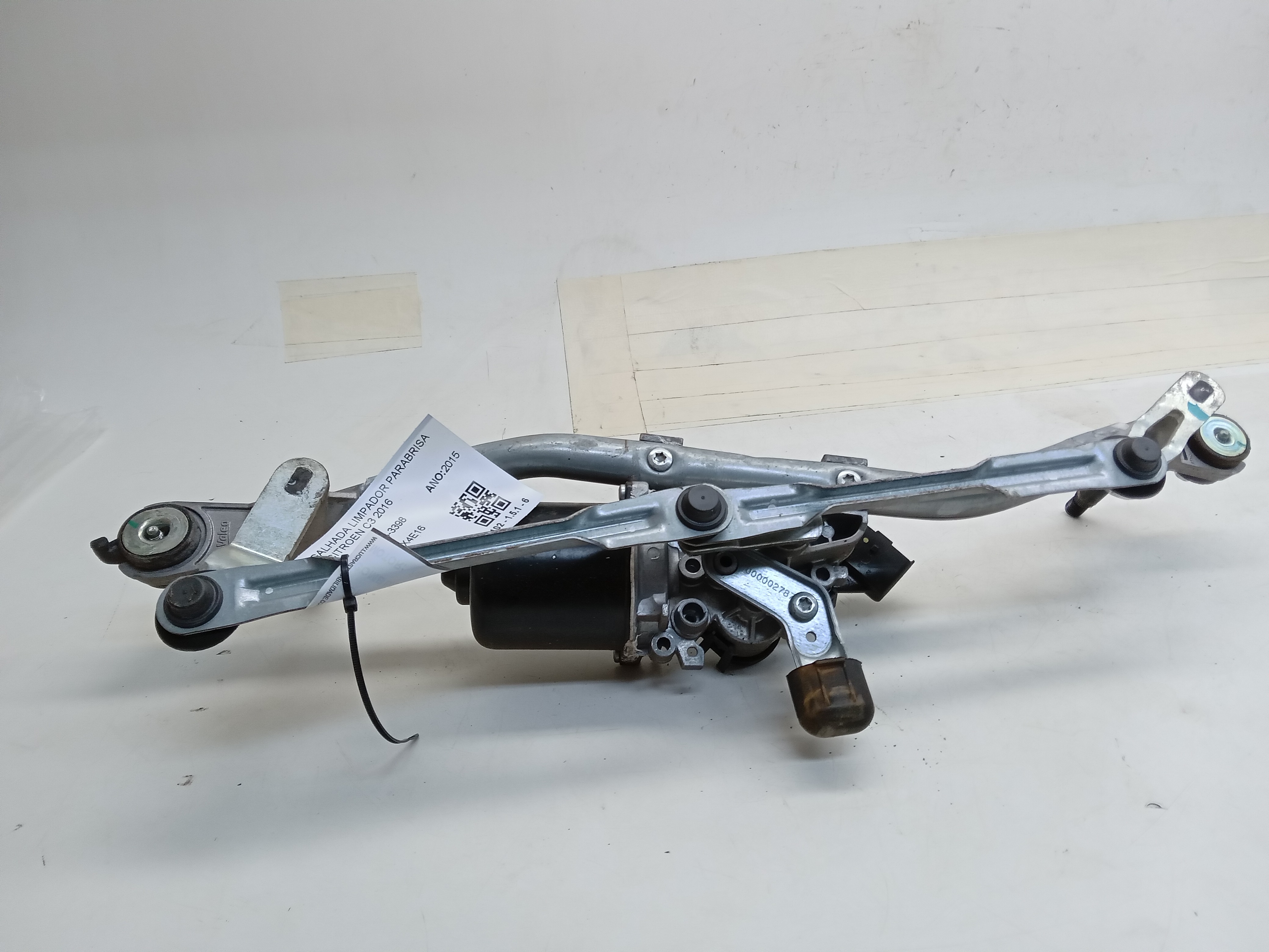 MAQUINA GALHADA LIMPADOR PARABRISA DIANTEIRO CITROEN C3 2016