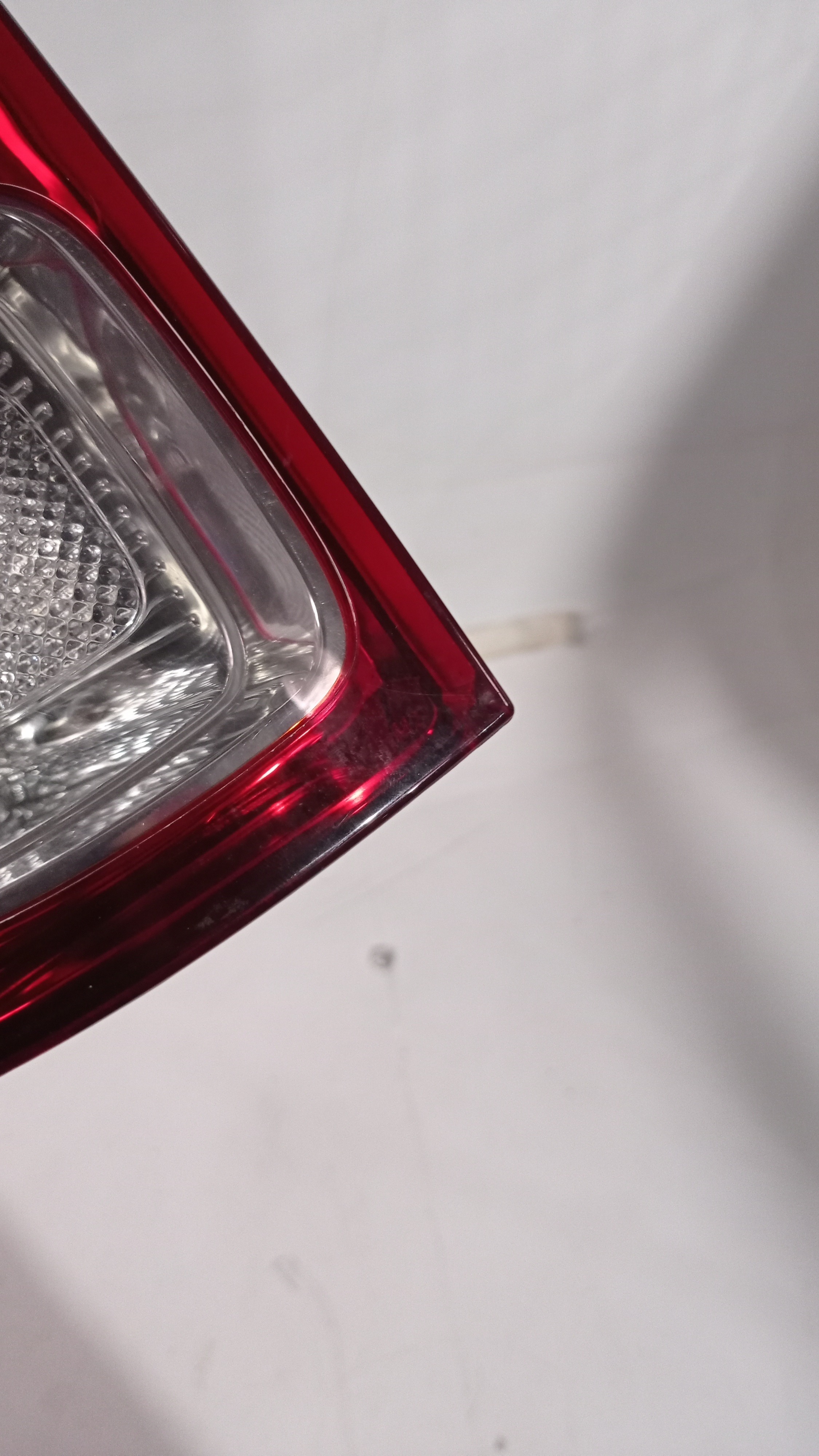 Lanterna Traseira Esquerda Fiat Uno Vivace 2014 Recuperada 6