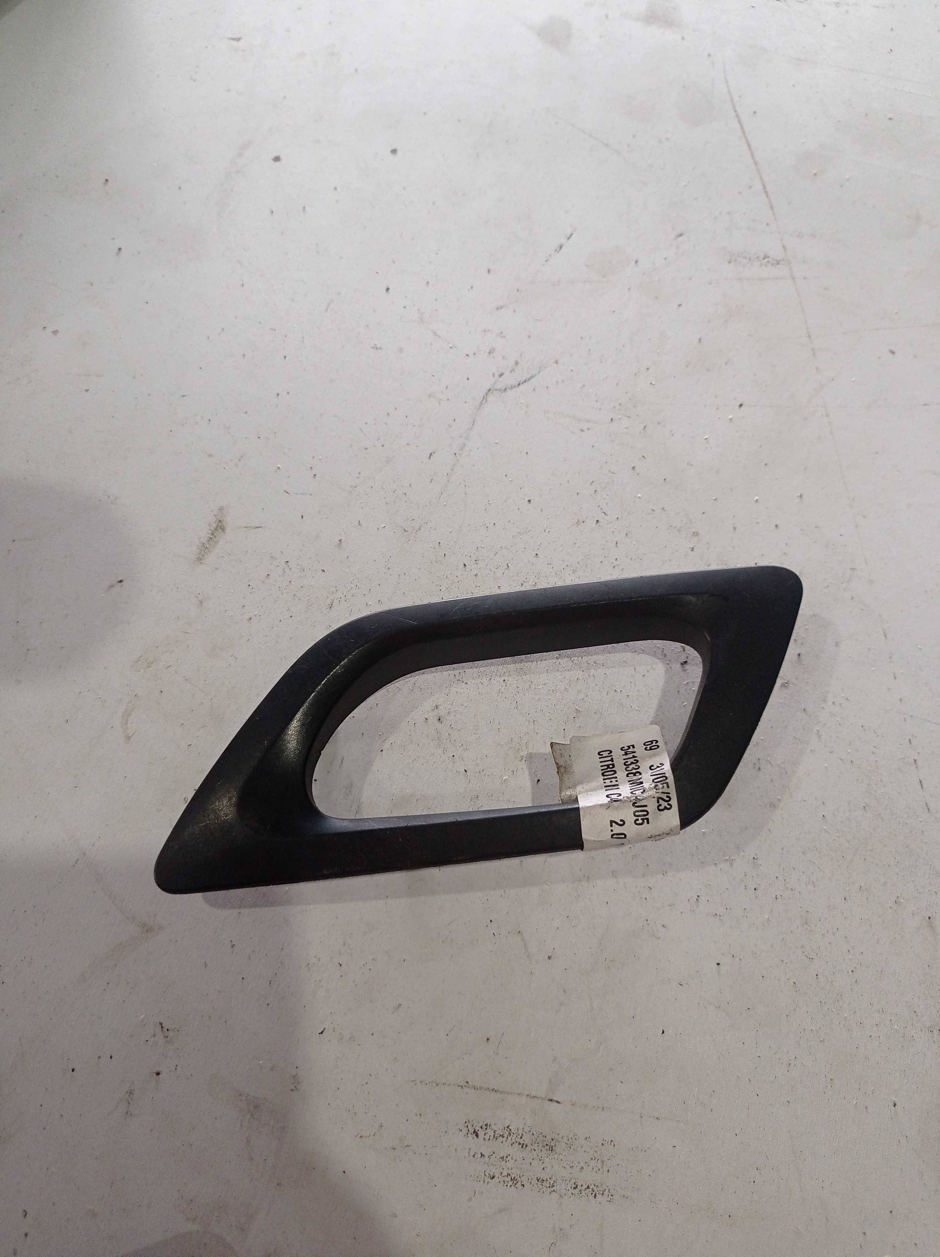 MOLDURA MAÇANETA INTERNA TRASEIRA ESQUERDA CITROEN C4 2010