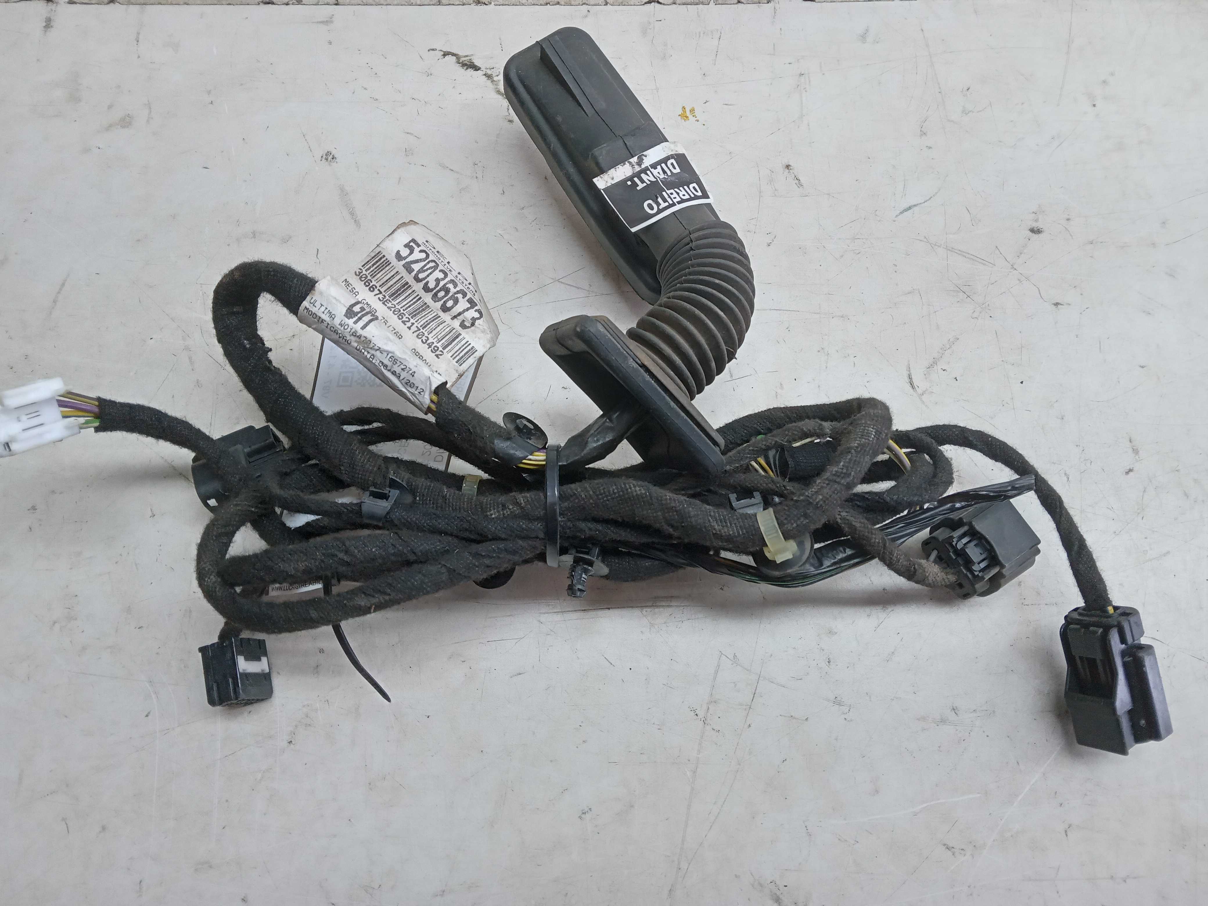 CHICOTE DA PORTA DIANTEIRA DIREITA CHEVROLET COBALT 2013 2