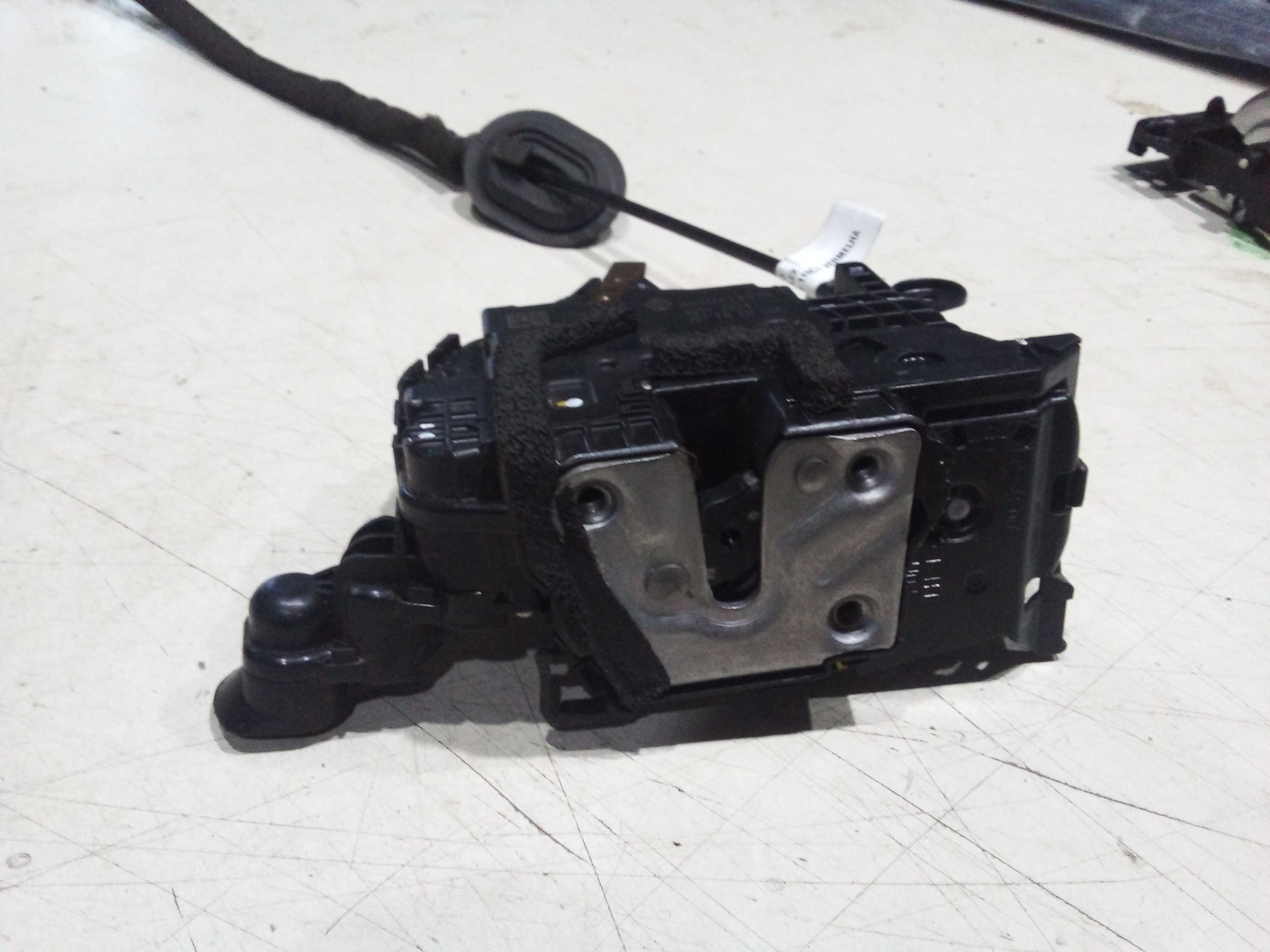 FECHADURA PORTA DIANT ESQ CAPTUR 2019 080419 2