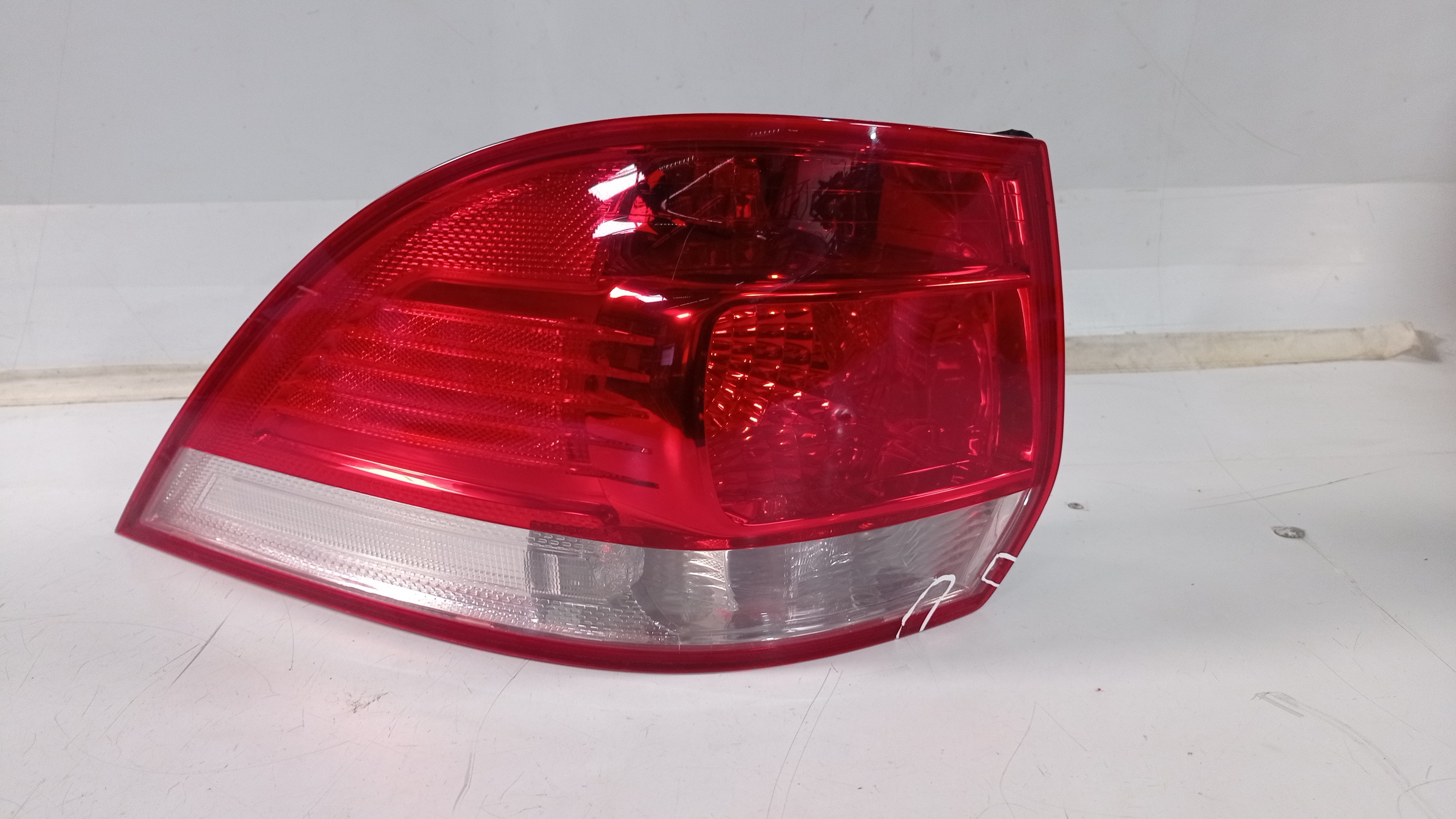 Lanterna Tras Esquerda Vw Jetta Variant 2012 Recuperada 1
