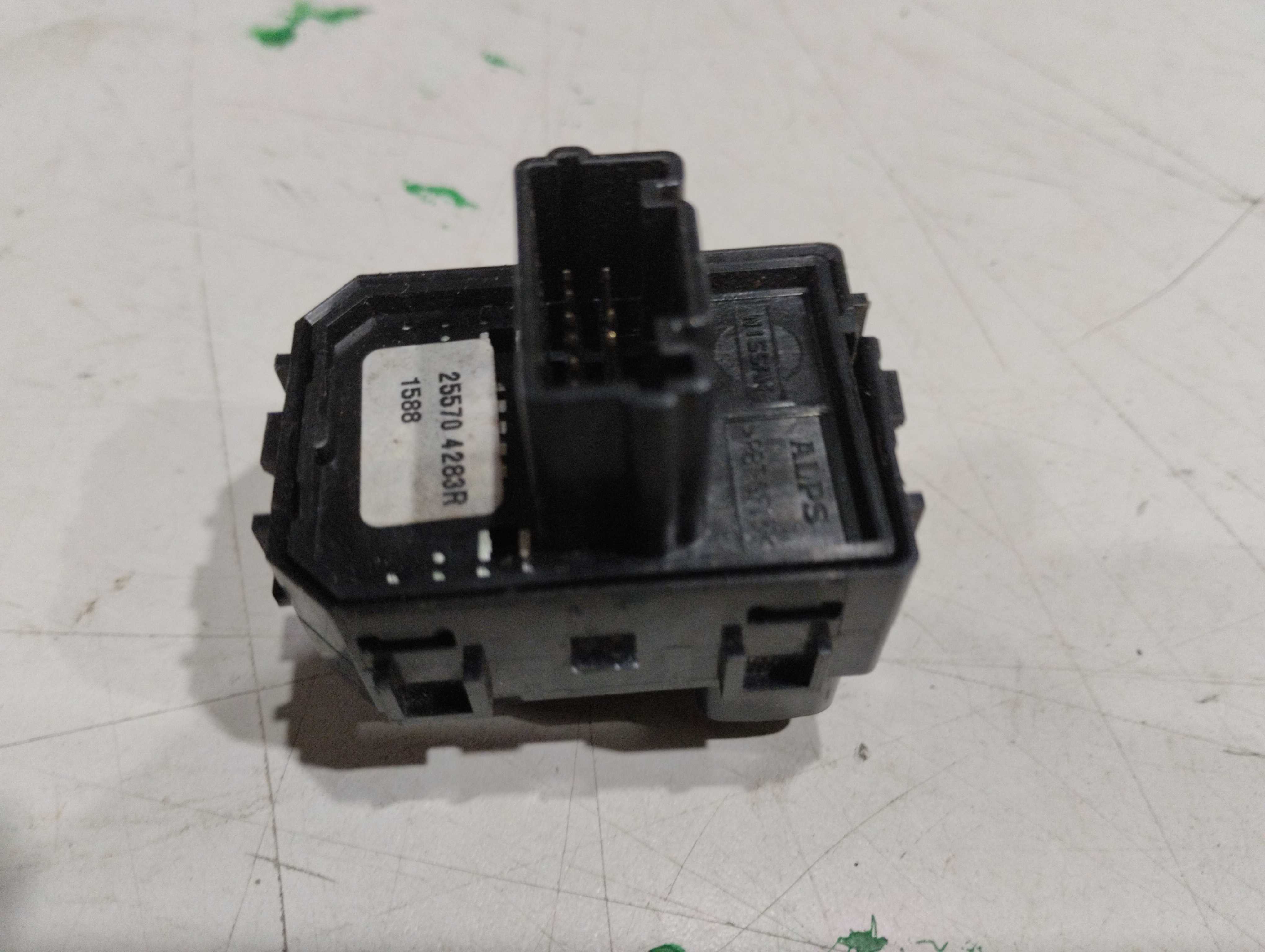 Botao regulagem retrovisor Renault Captur 2019 1