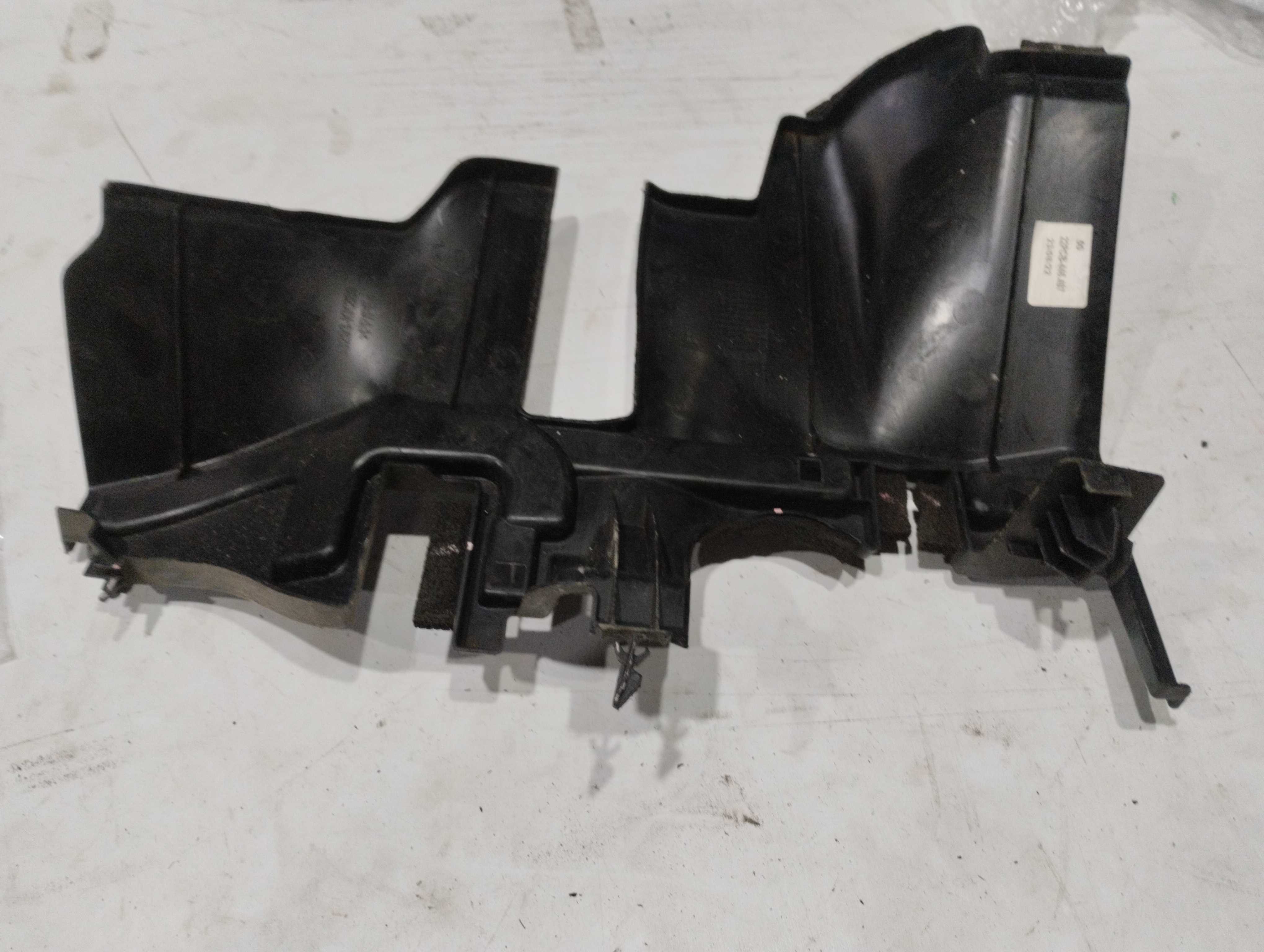 Defletor direito radiador Hilux SW4 2016 a 2023 2