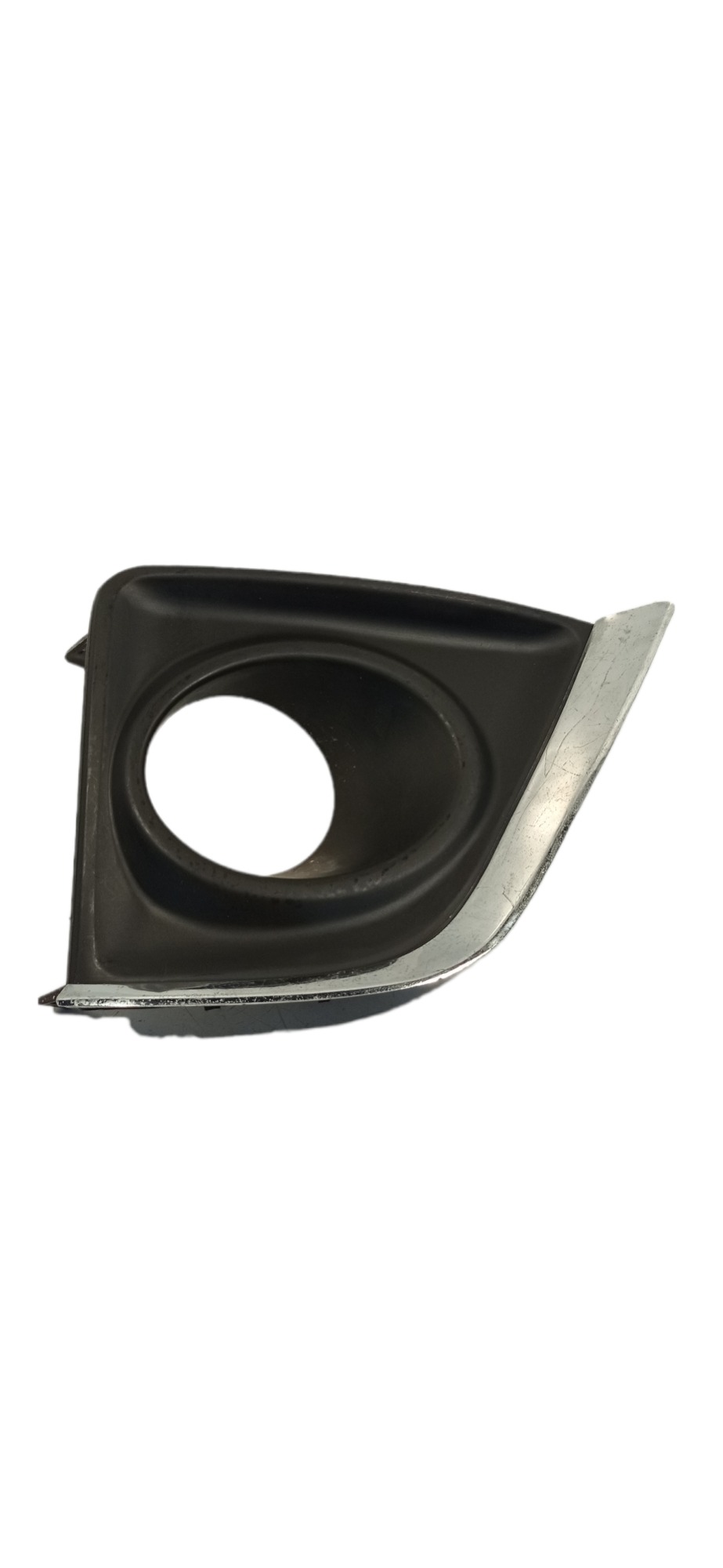 Moldura Farol De Milha Direito Toyota Corolla 2015