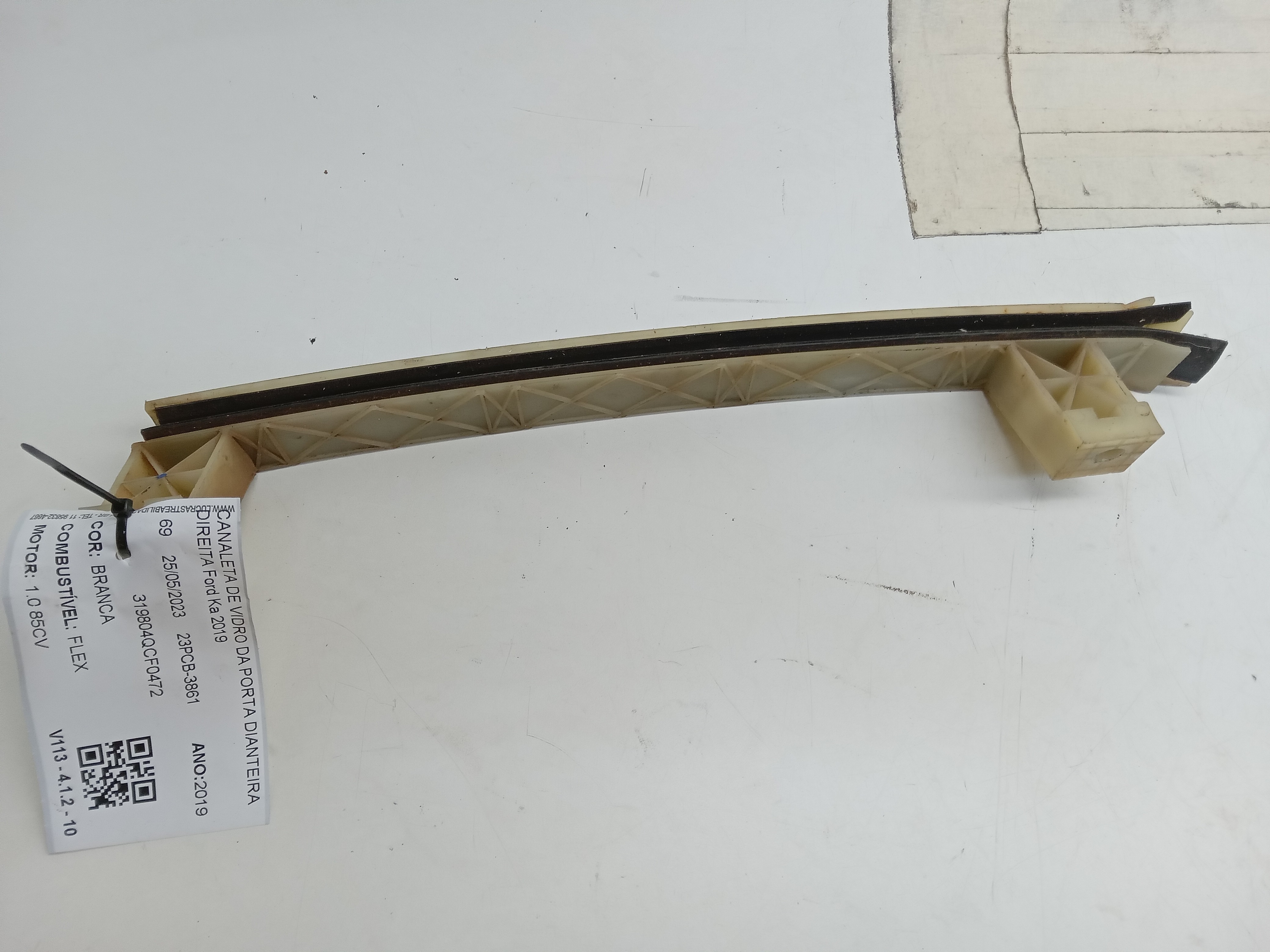 CANALETA VIDRO PORTA DIANT LD Ford Ka 2019 1