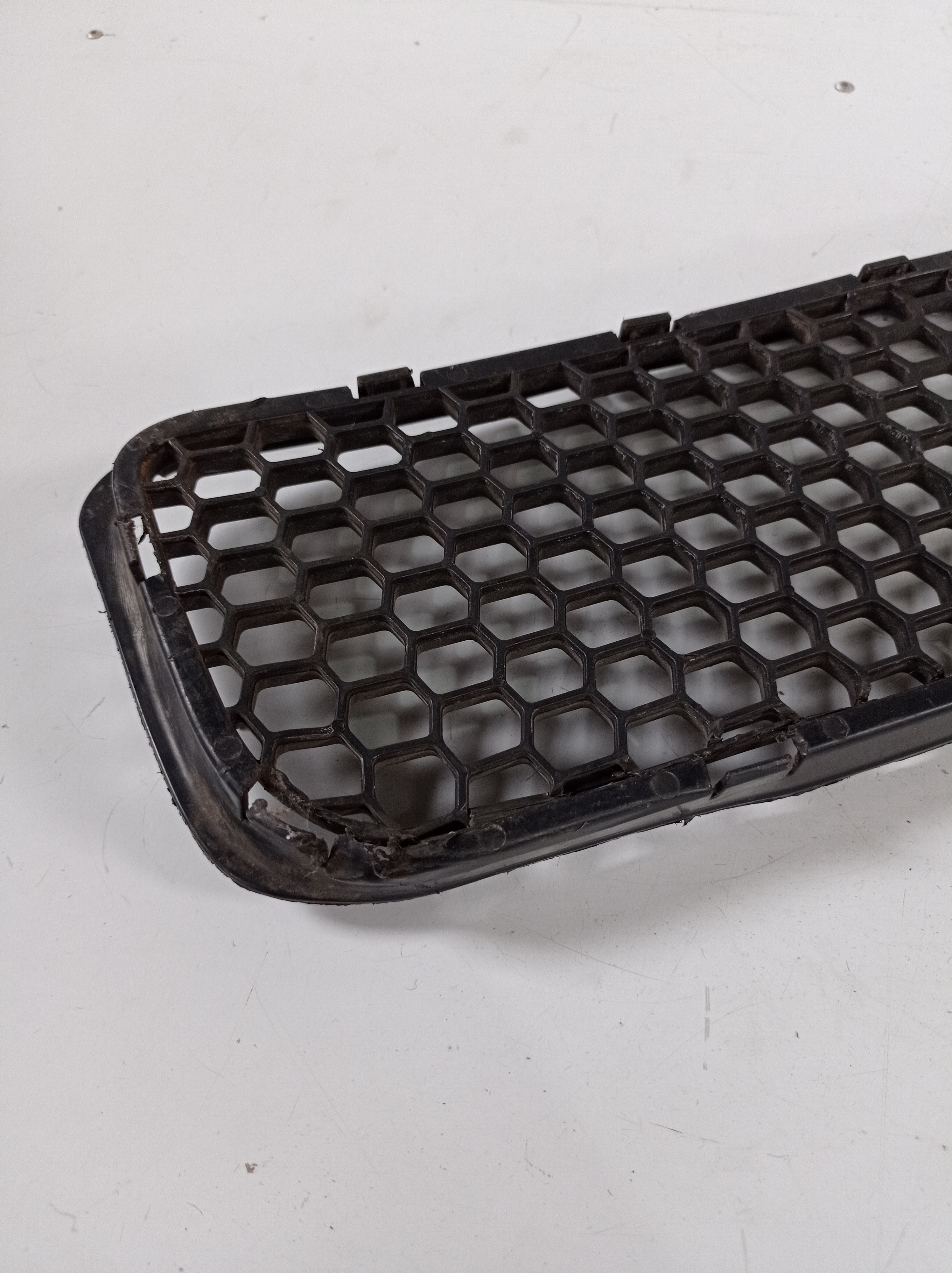 7l6853678 Grade Inferior Parachoque Vw Touareg 2006 A 2010 6