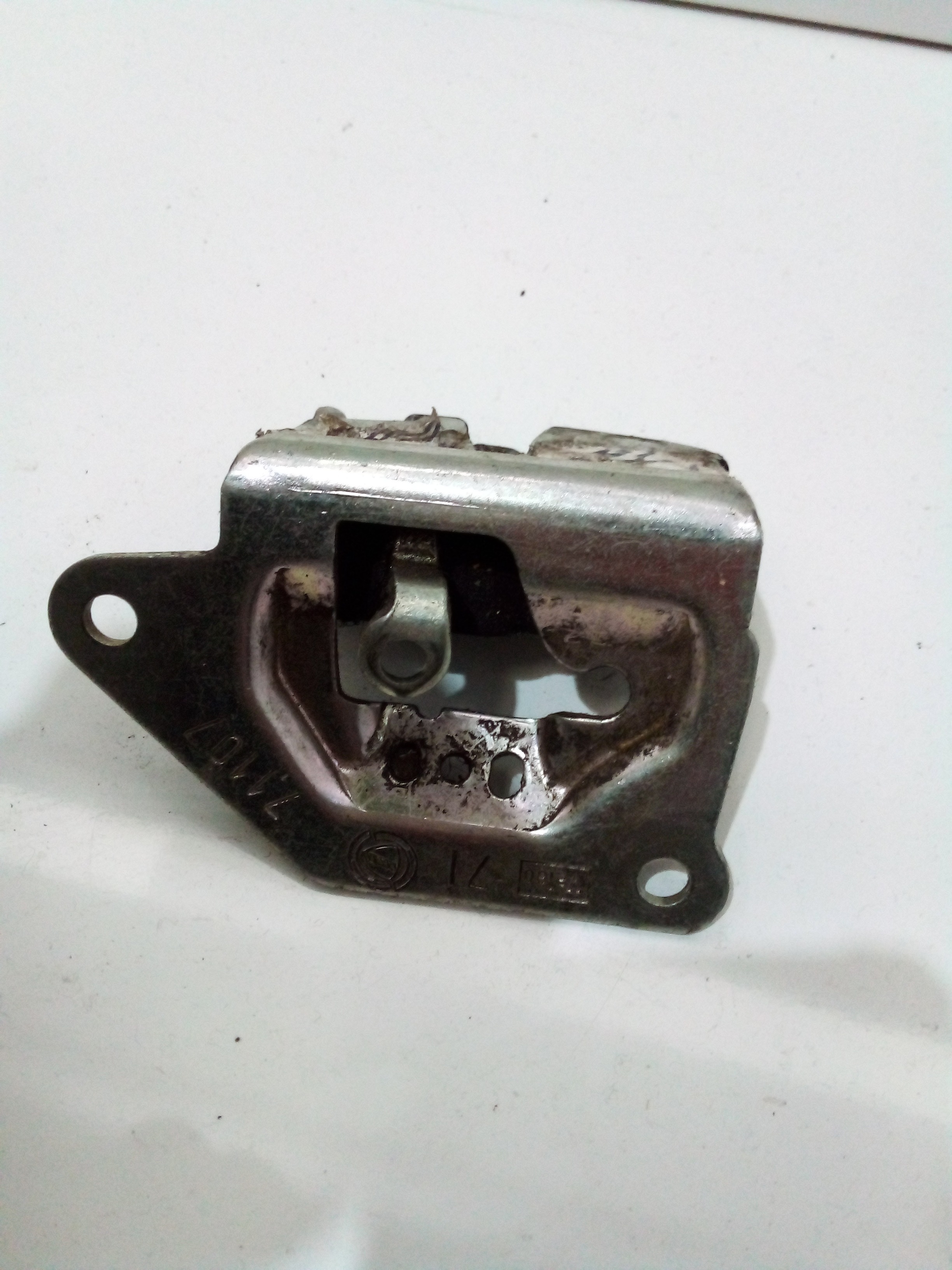 Fechadura Tampa Do Porta Malas Fiat Palio 2010 2