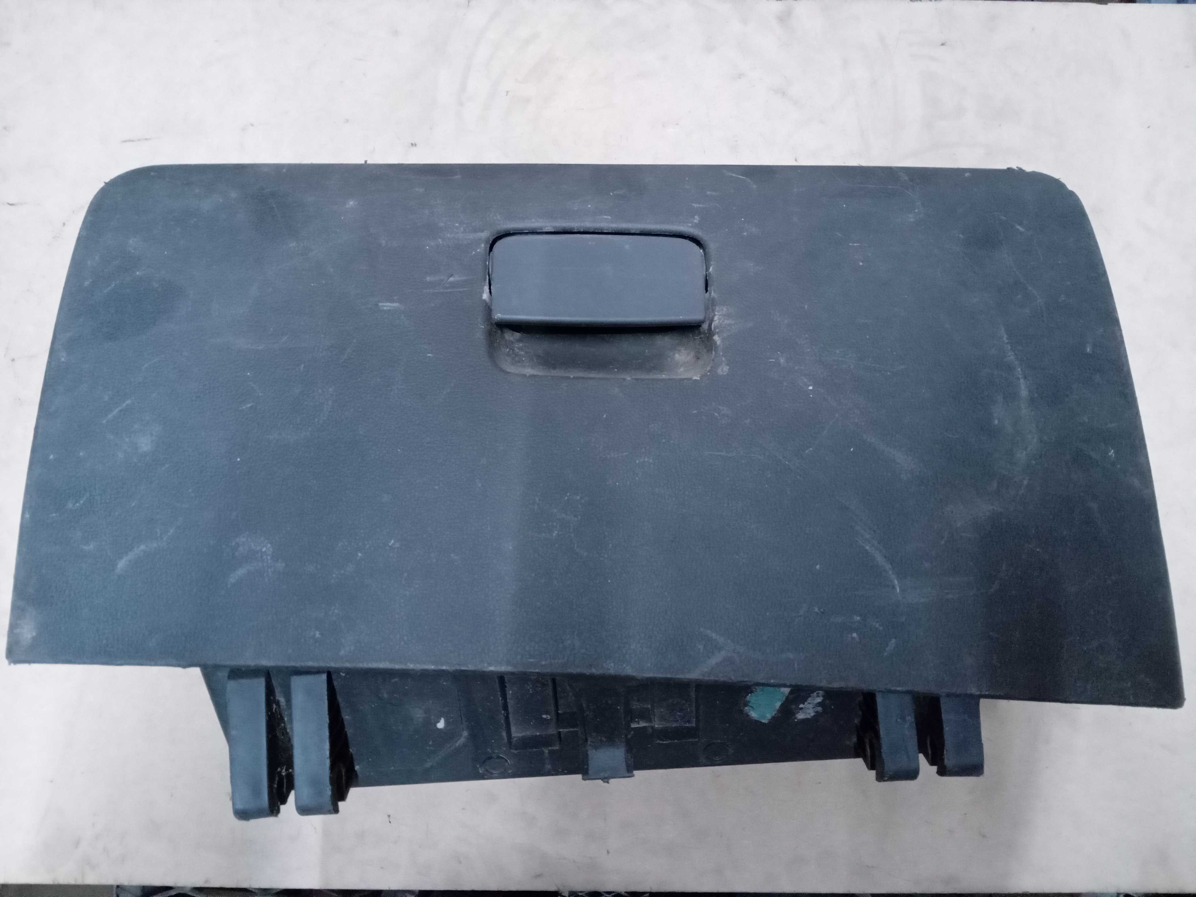 PORTA LUVAS GM COBALT 2016 2