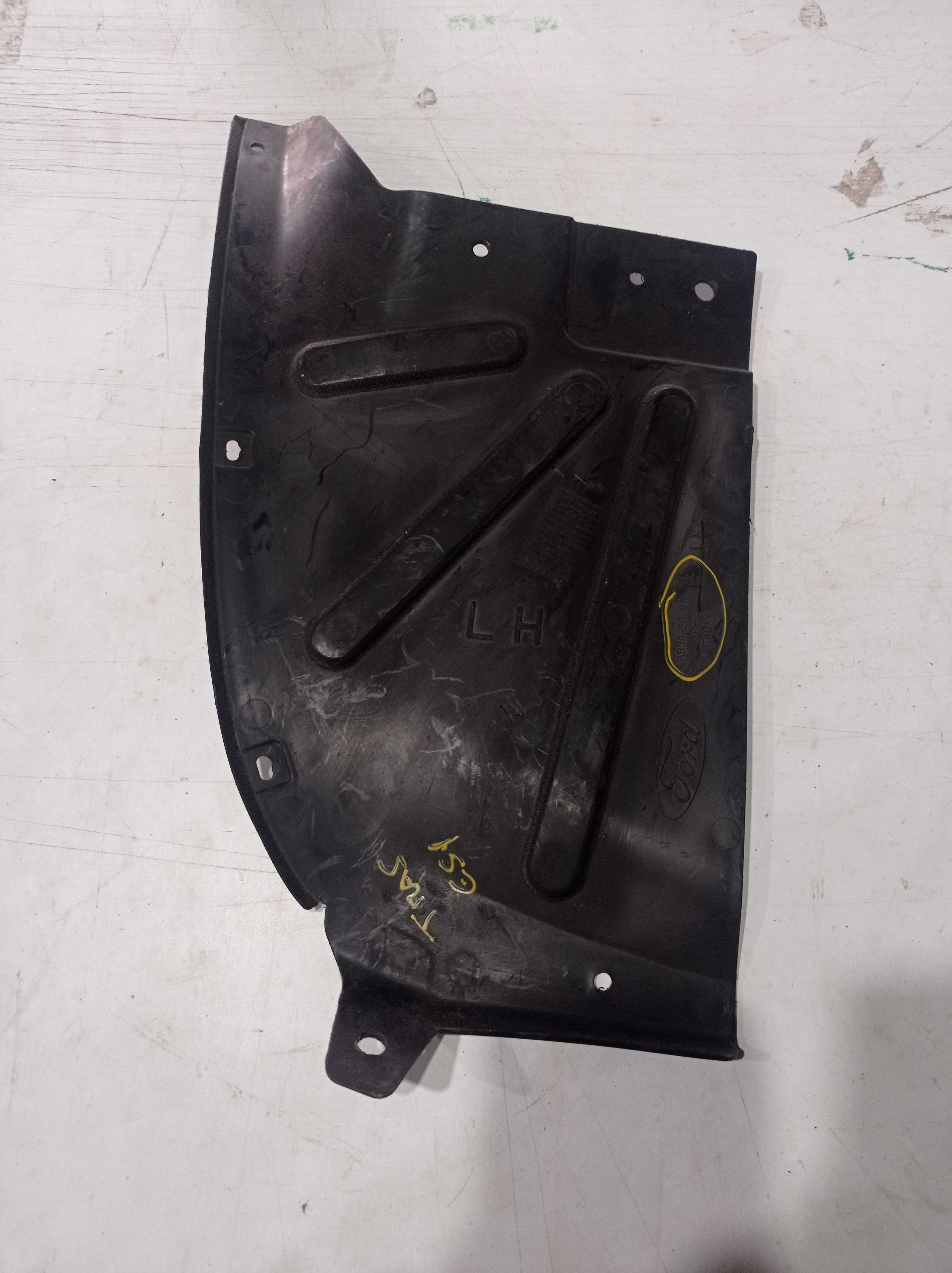 LAMEIRO PARABARRO TRASEIRA ESQUERDO FORD RANGER 2013 2