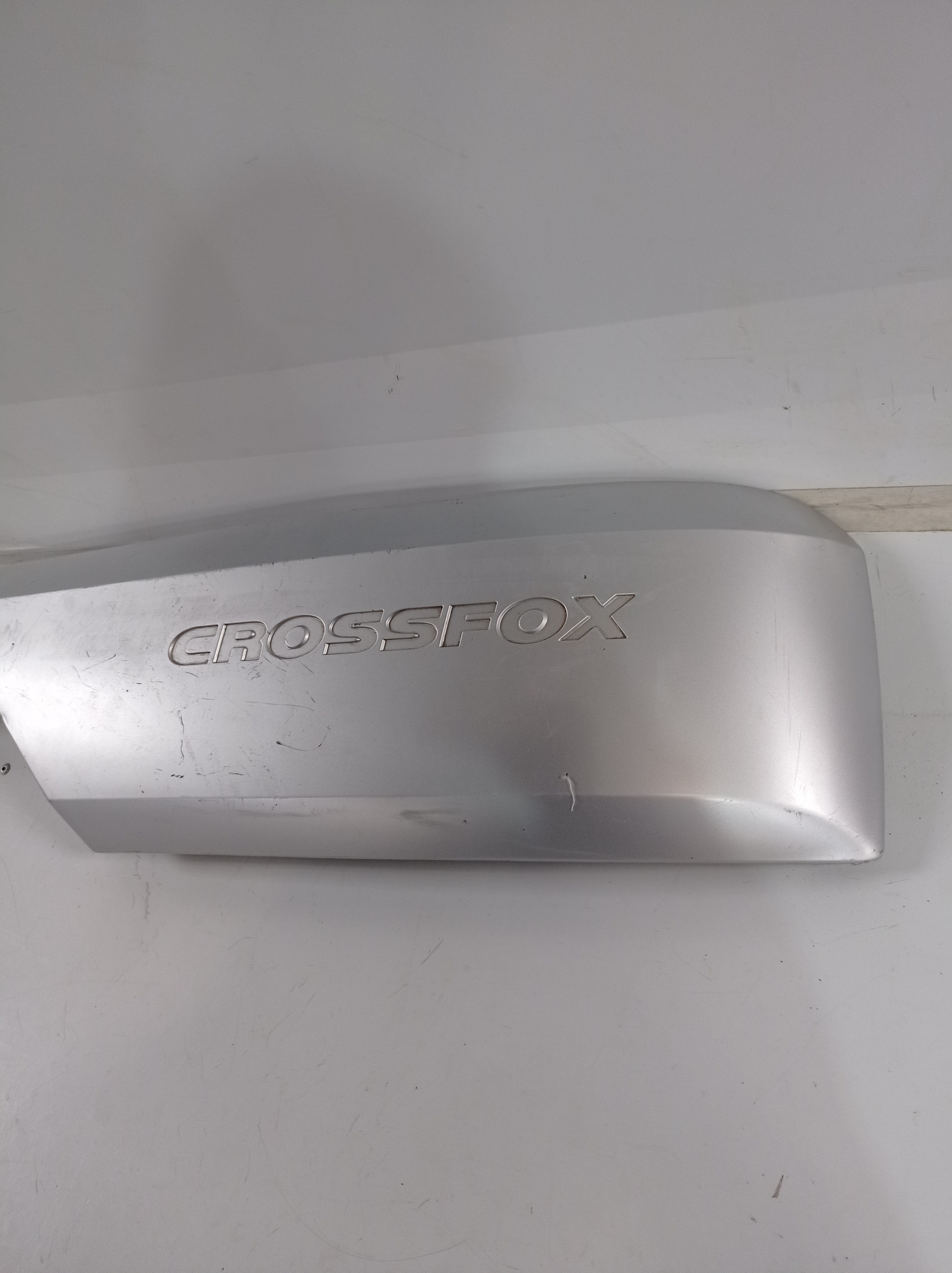 5z6807788 Moldura Estepe Traseiro Direito Crossfox 15/16 2