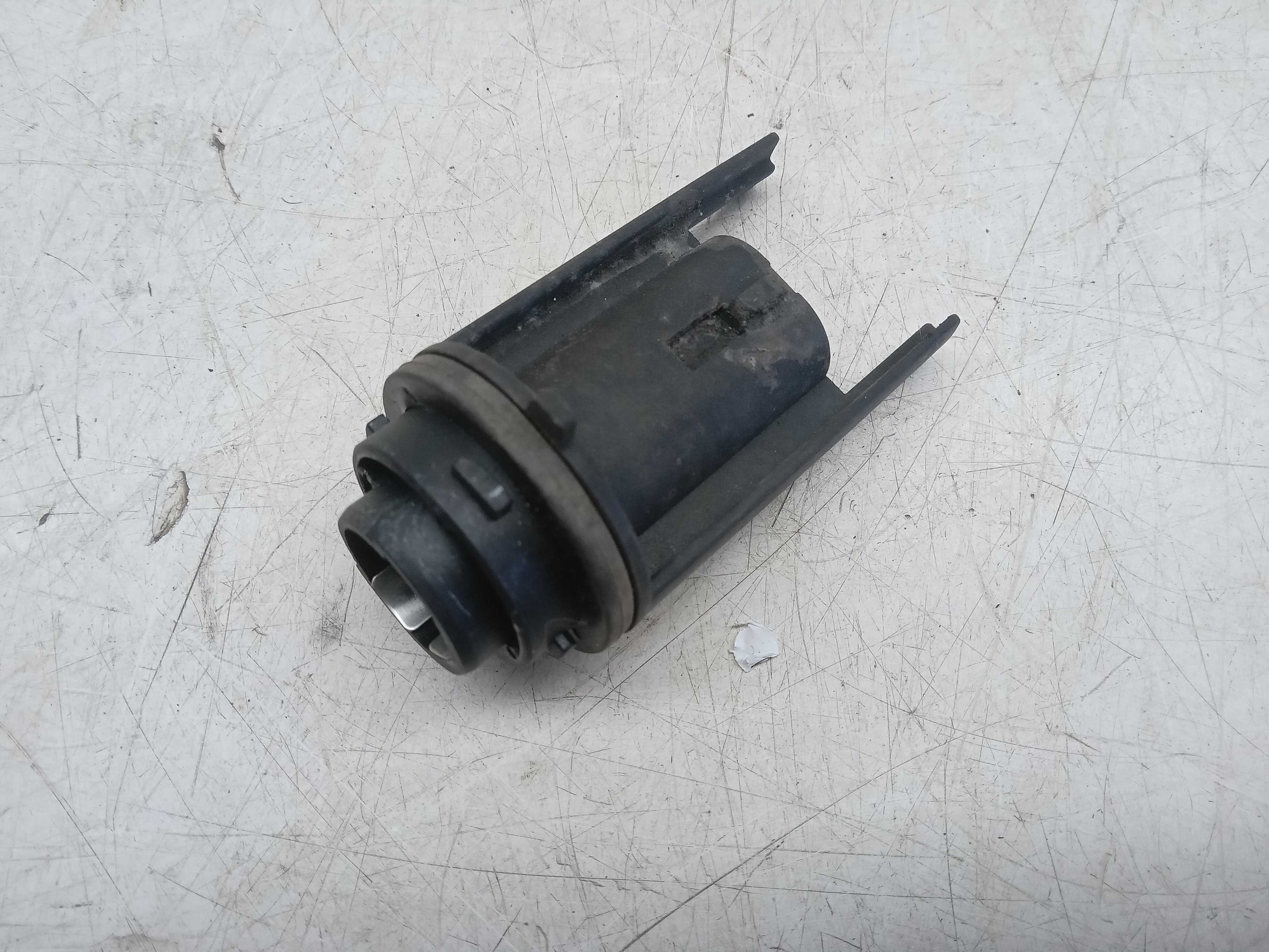 SOQUETE FAROL DIREITO Renault Sandero Stepway 2012
