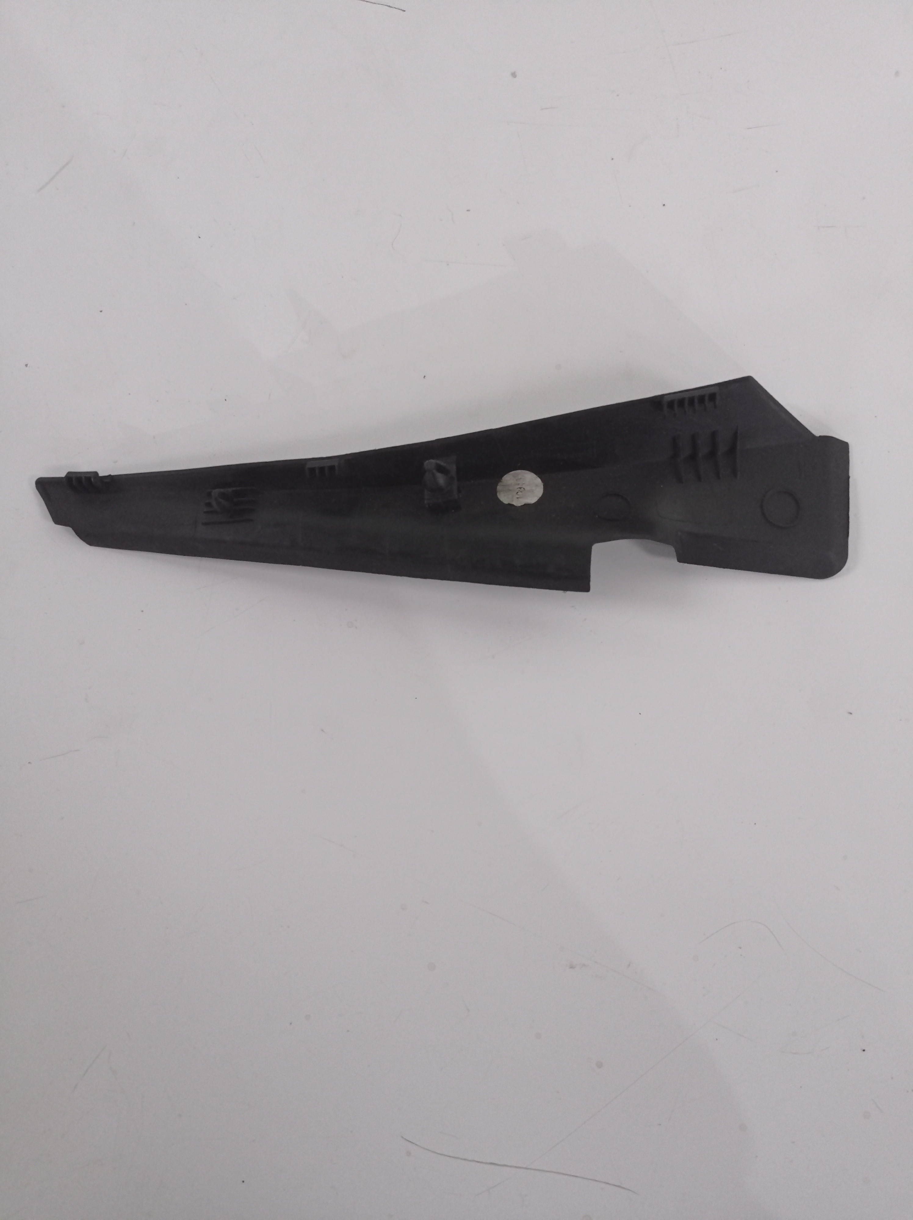 52112692 Acabamento Churrasqueira Direita Gm Cobalt 2