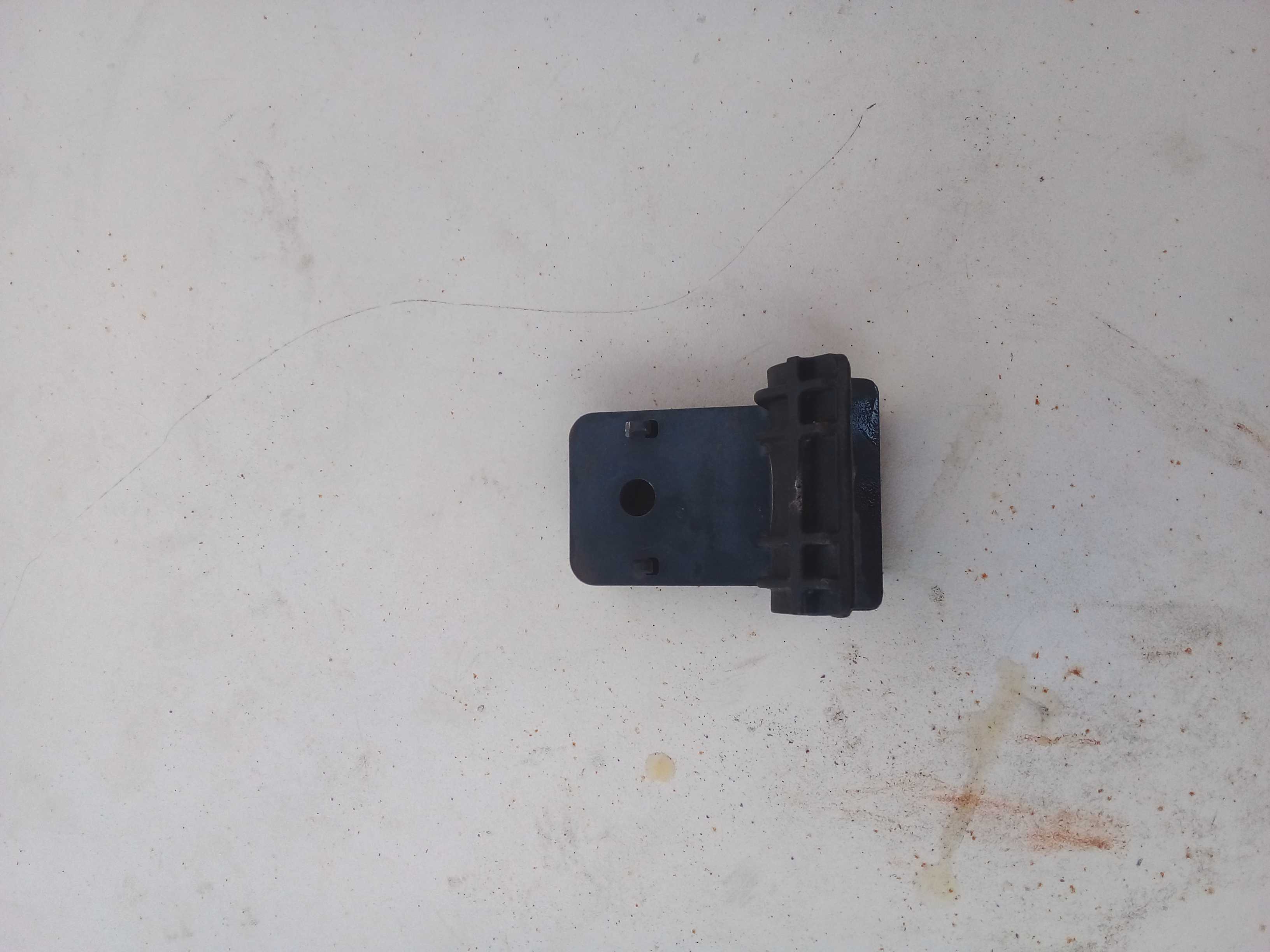 SUPORTE RADIADOR SPIN 2018  95016649 2