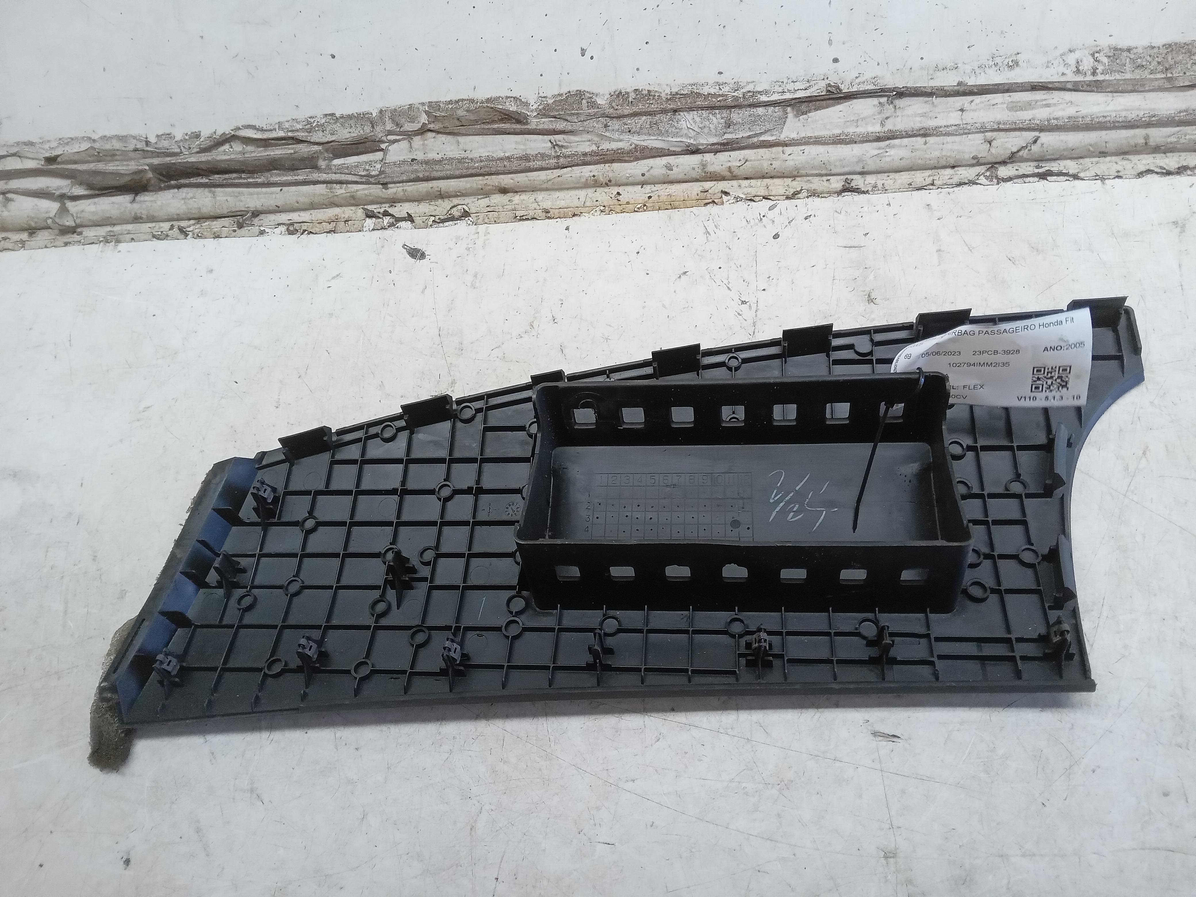 ACABAMENTO TAMPA CAPA AIRBAG PASSAGEIRO Honda Fit 2005 2