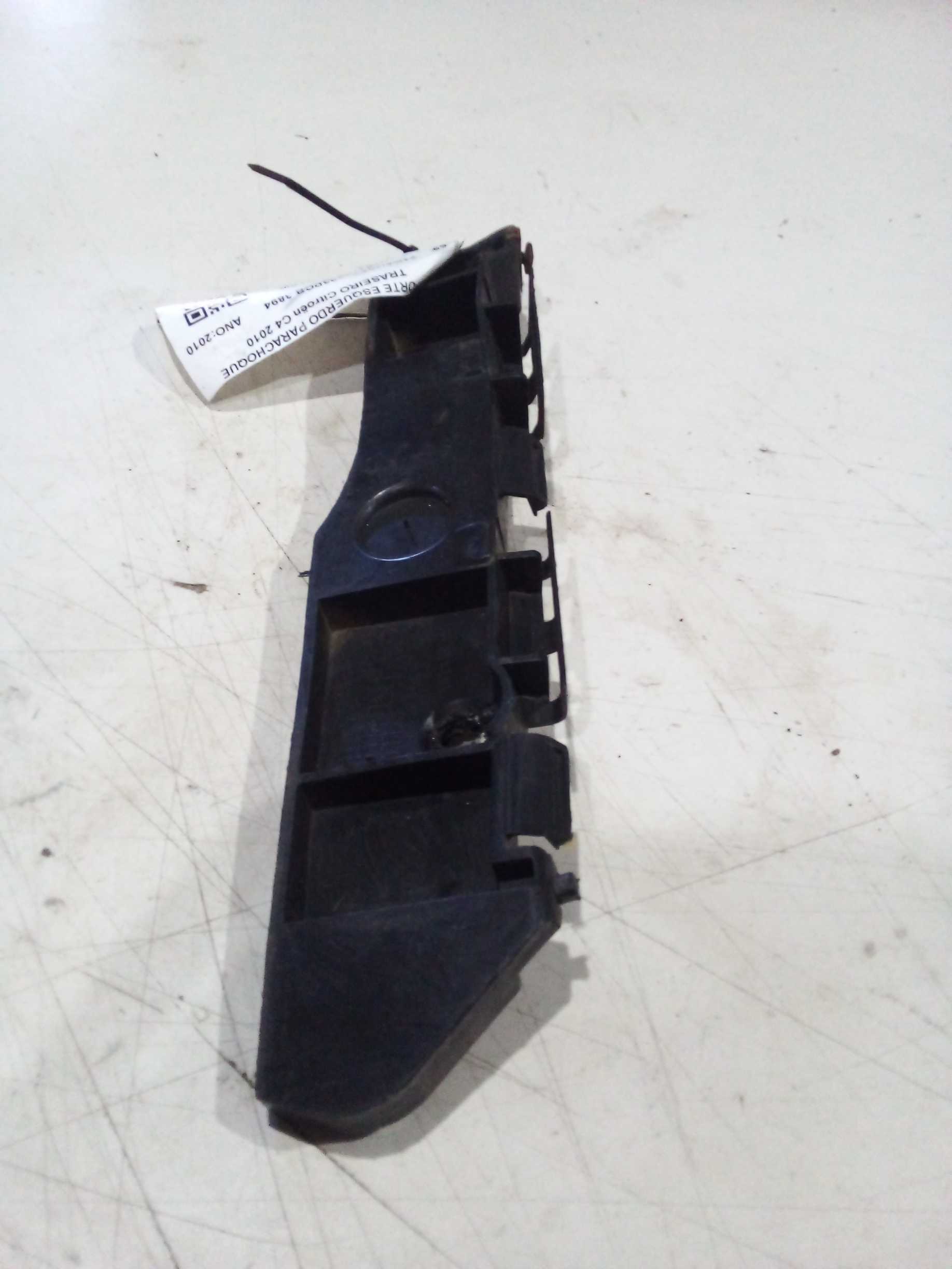 SUPORTE ESQ PARACHOQUE TRASEIRO Citroën C4 2010  20300000 1