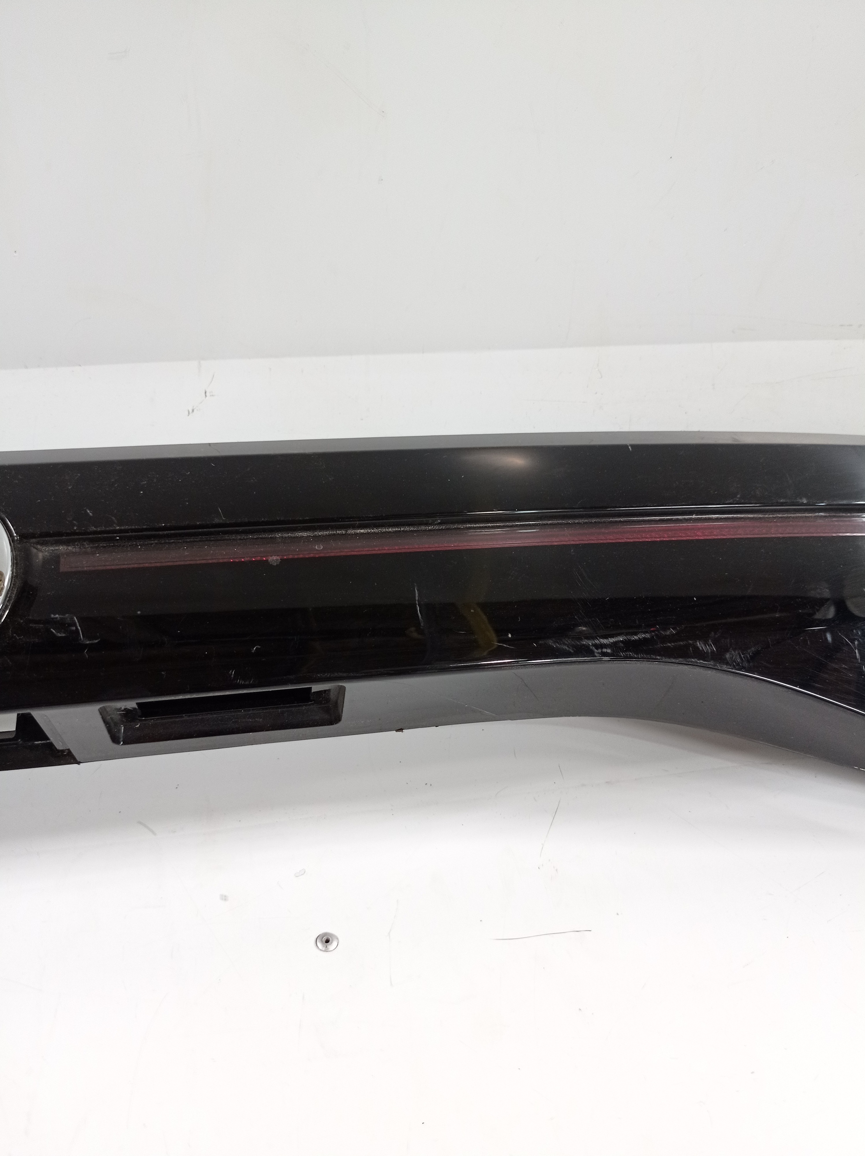 Moldura Aplique Tampa Traseira Vw Tcross 2018 2020 8