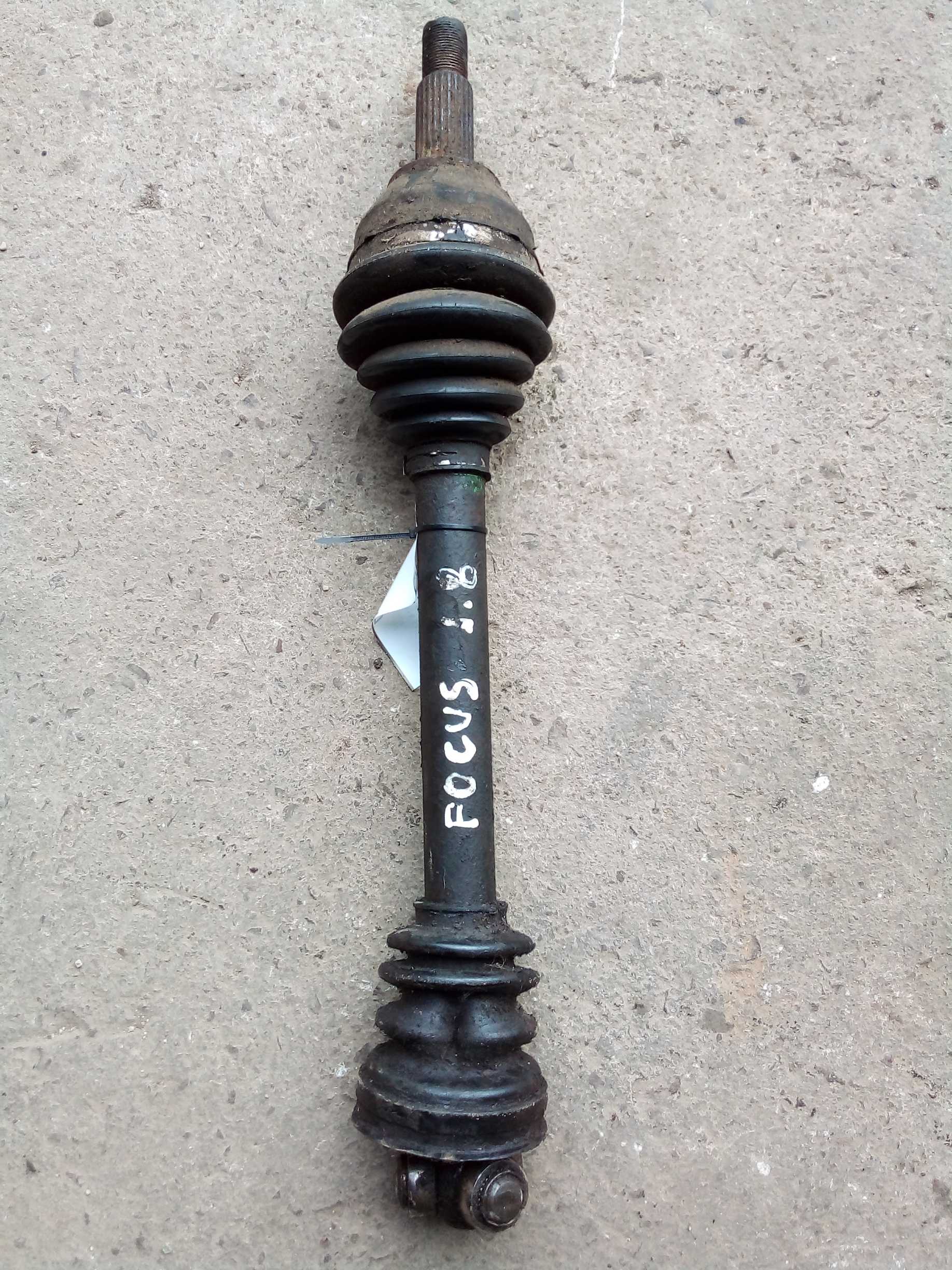 Semi-eixo Ford Focus 1.8 2003 1