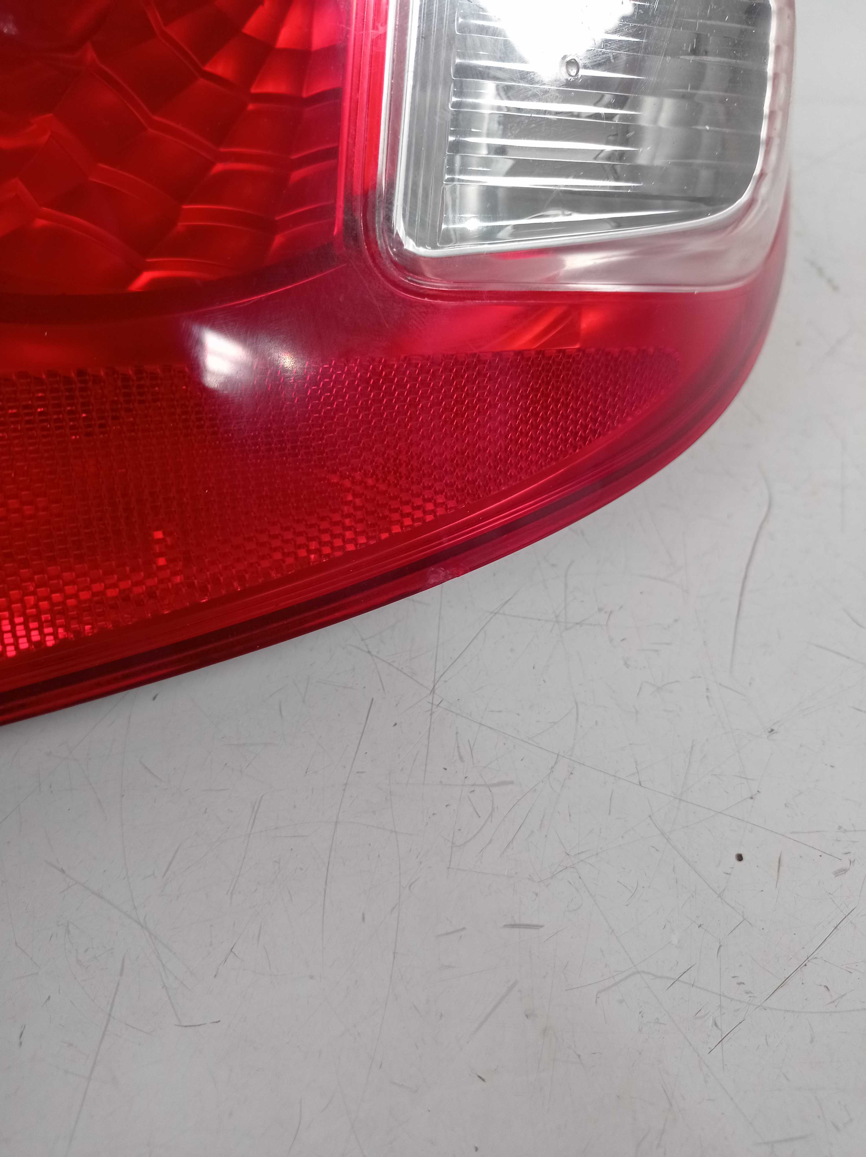 LANTERNA TRASEIRA DIREITA HONDA NEW FIT 09 15 P RECU 2