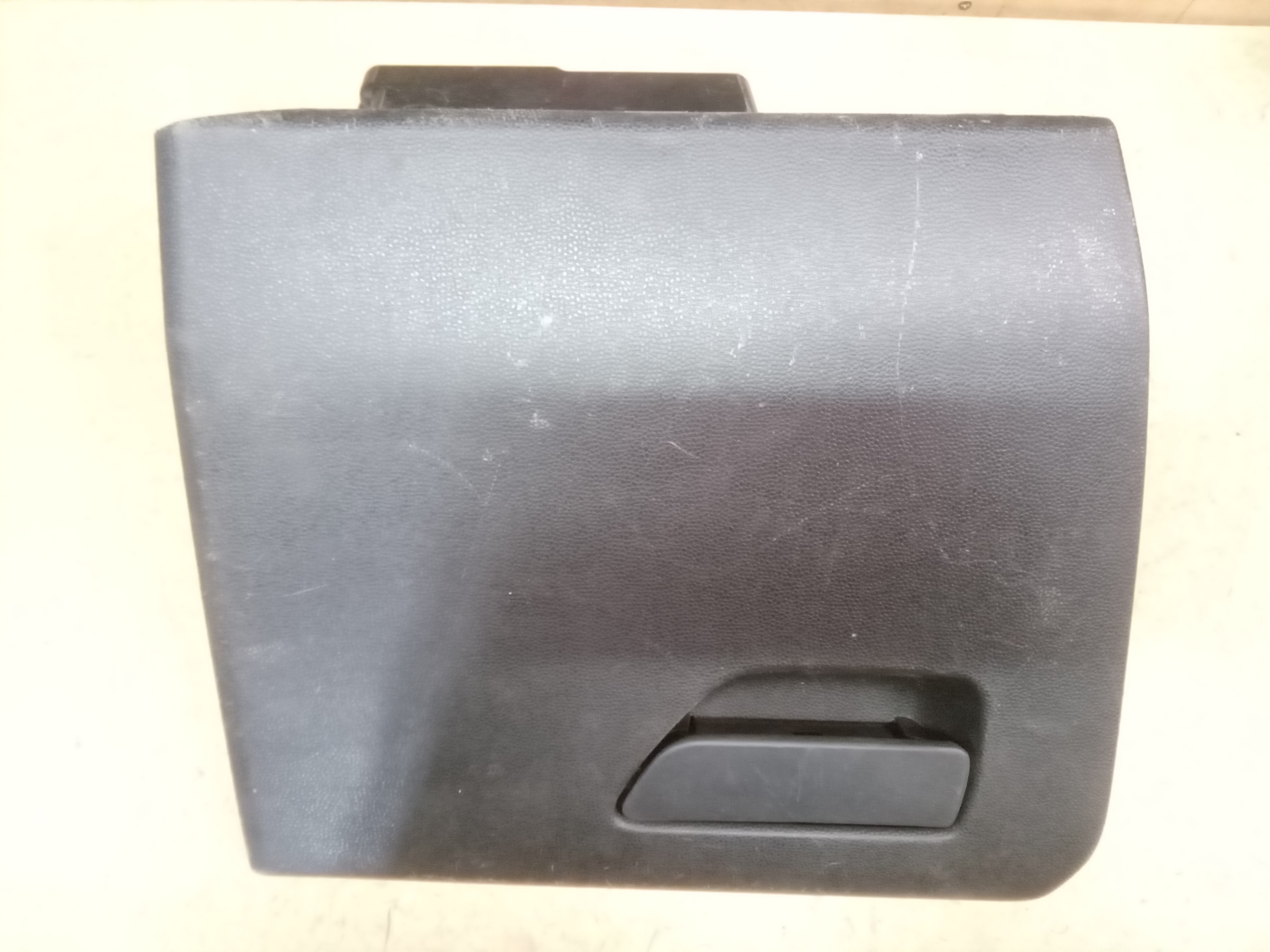 PORTA LUVAS FORD ECOSPORT 2018 1
