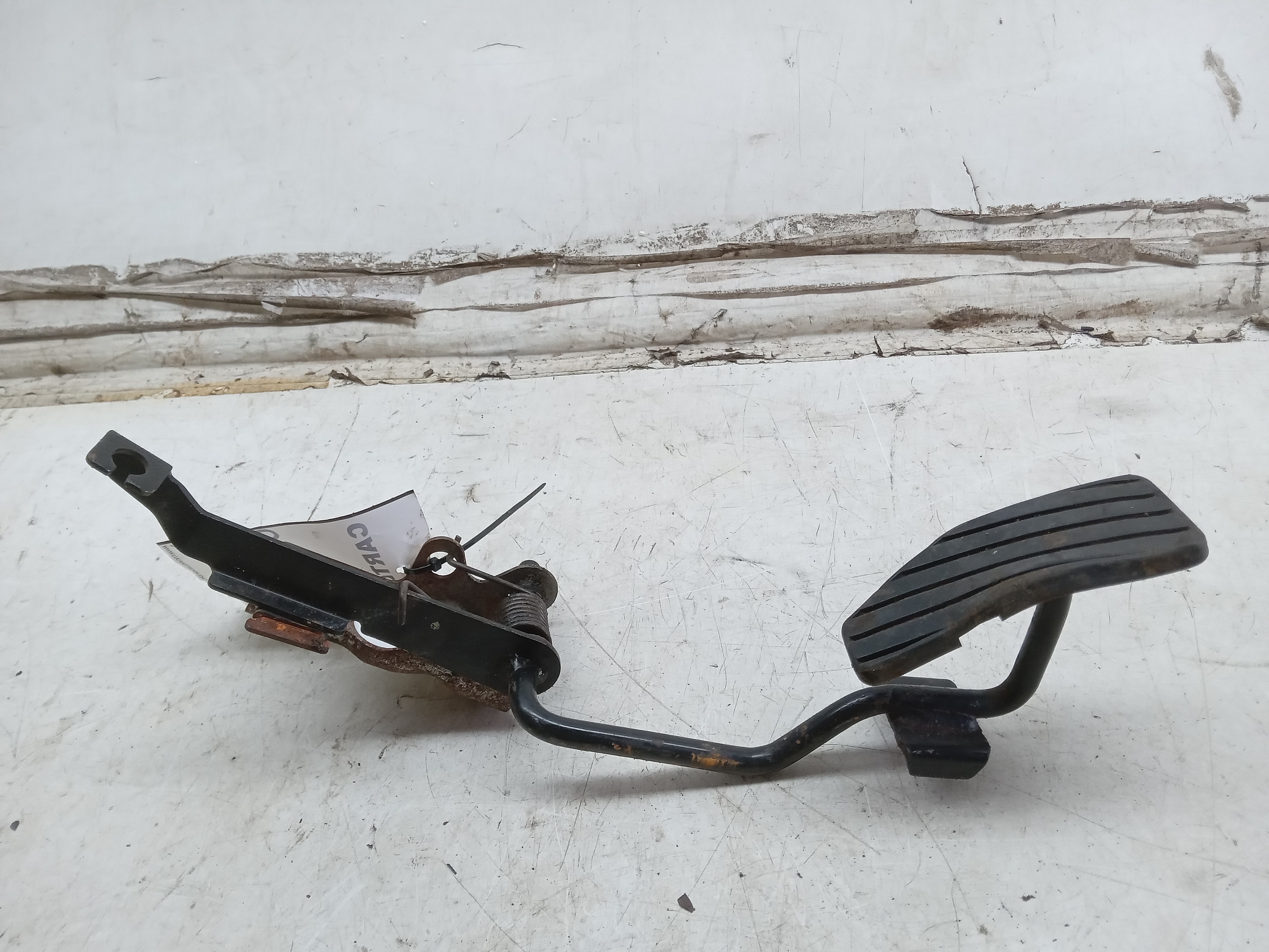 PEDAL ACELERADOR GM TRACKER 2008 2