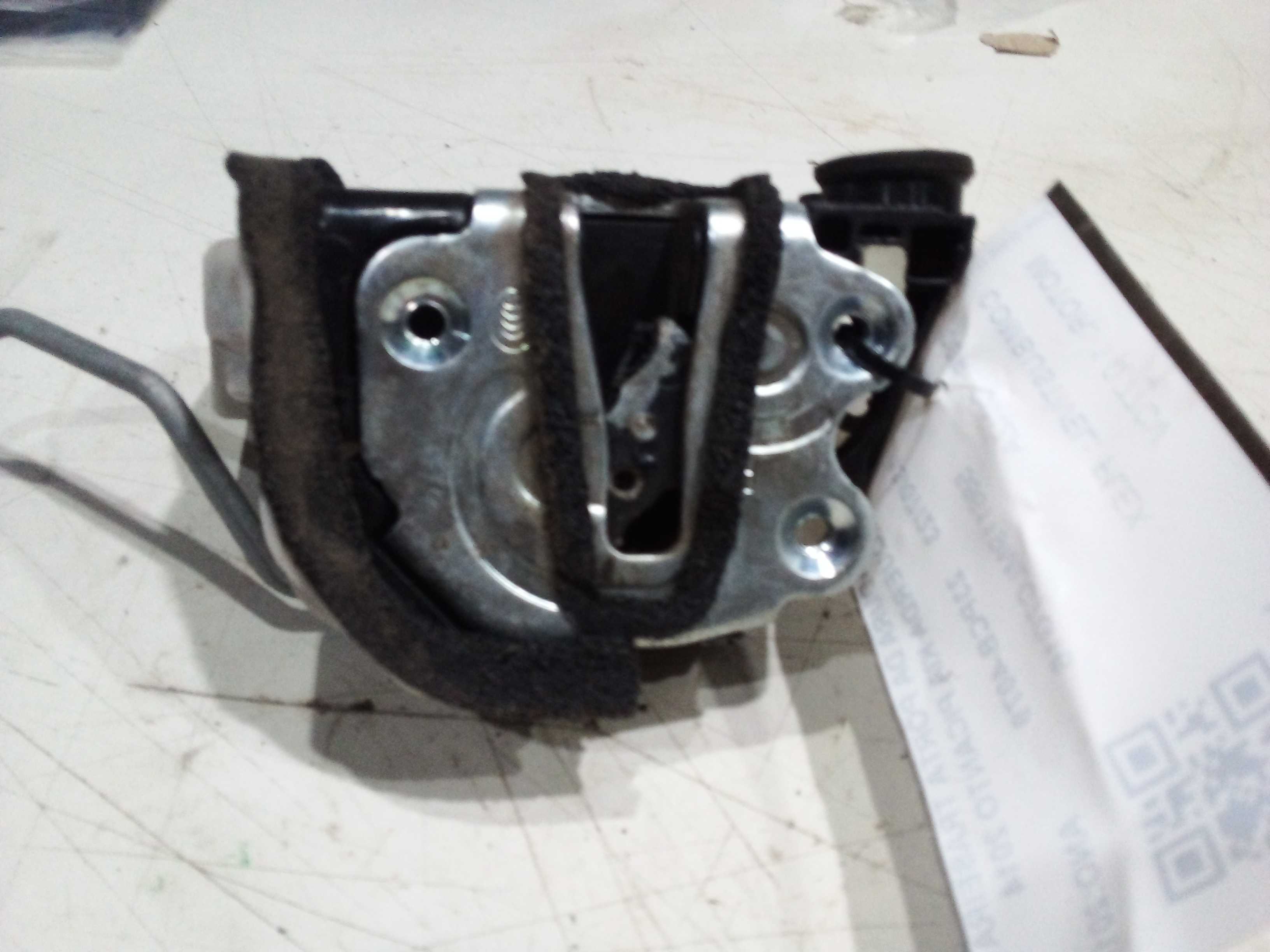 FECHADURA DA PORTA TRAS ESQUERDA KIA PICANTO 2014 a7997654