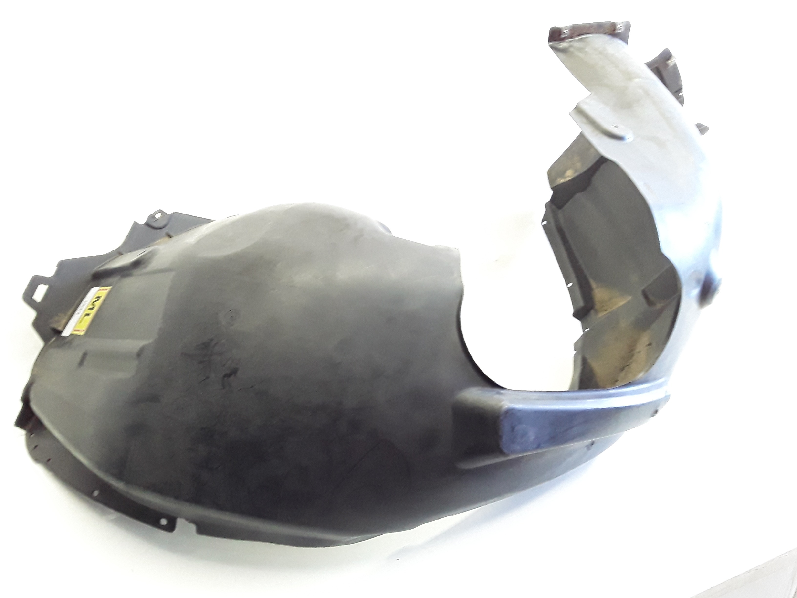 8v5821172  Parabarro Diant LD Audi A3  2013 P RECUPERAR 3