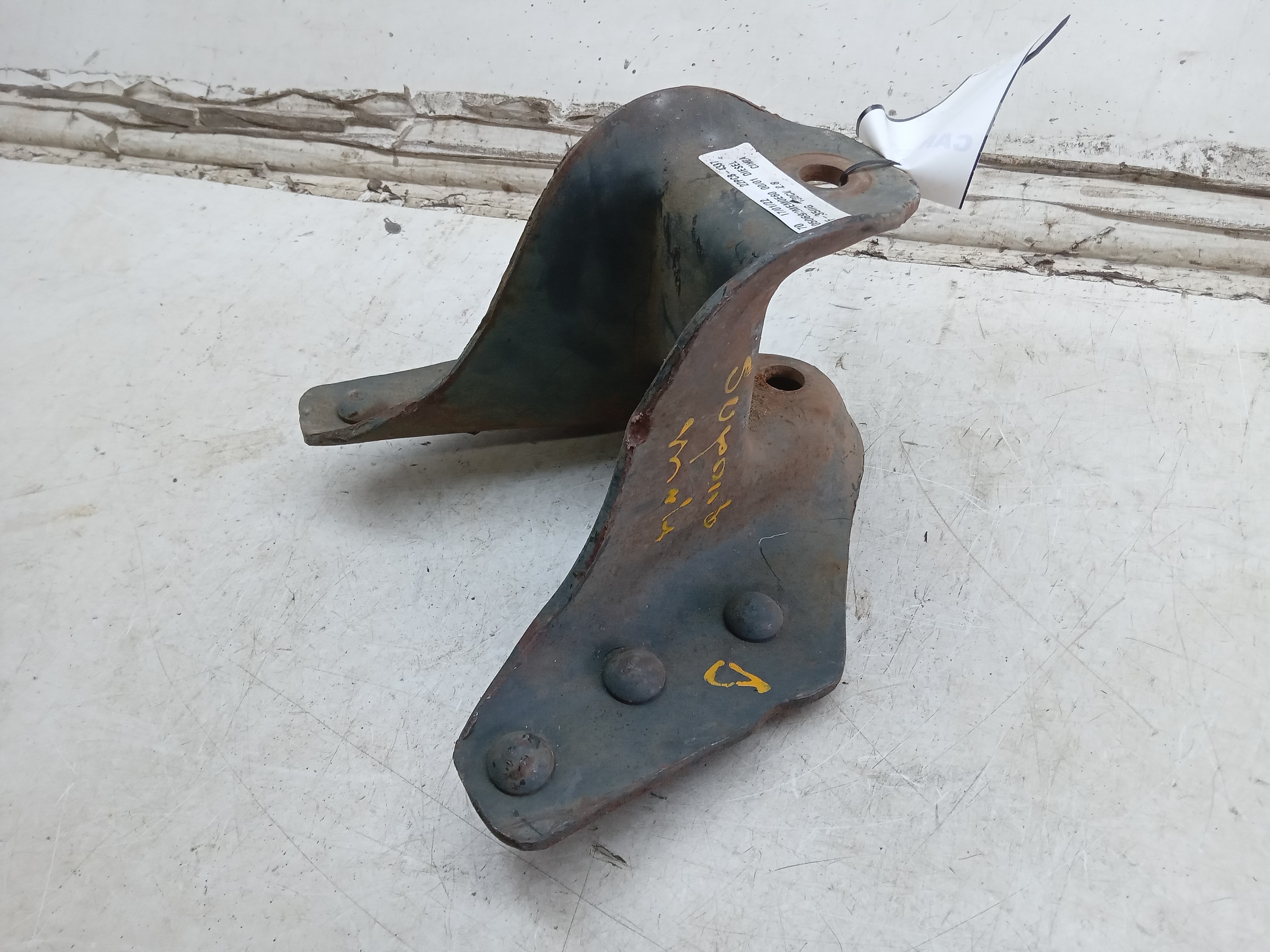 SUPORTE FEIXE MOLA FORD F350 2001