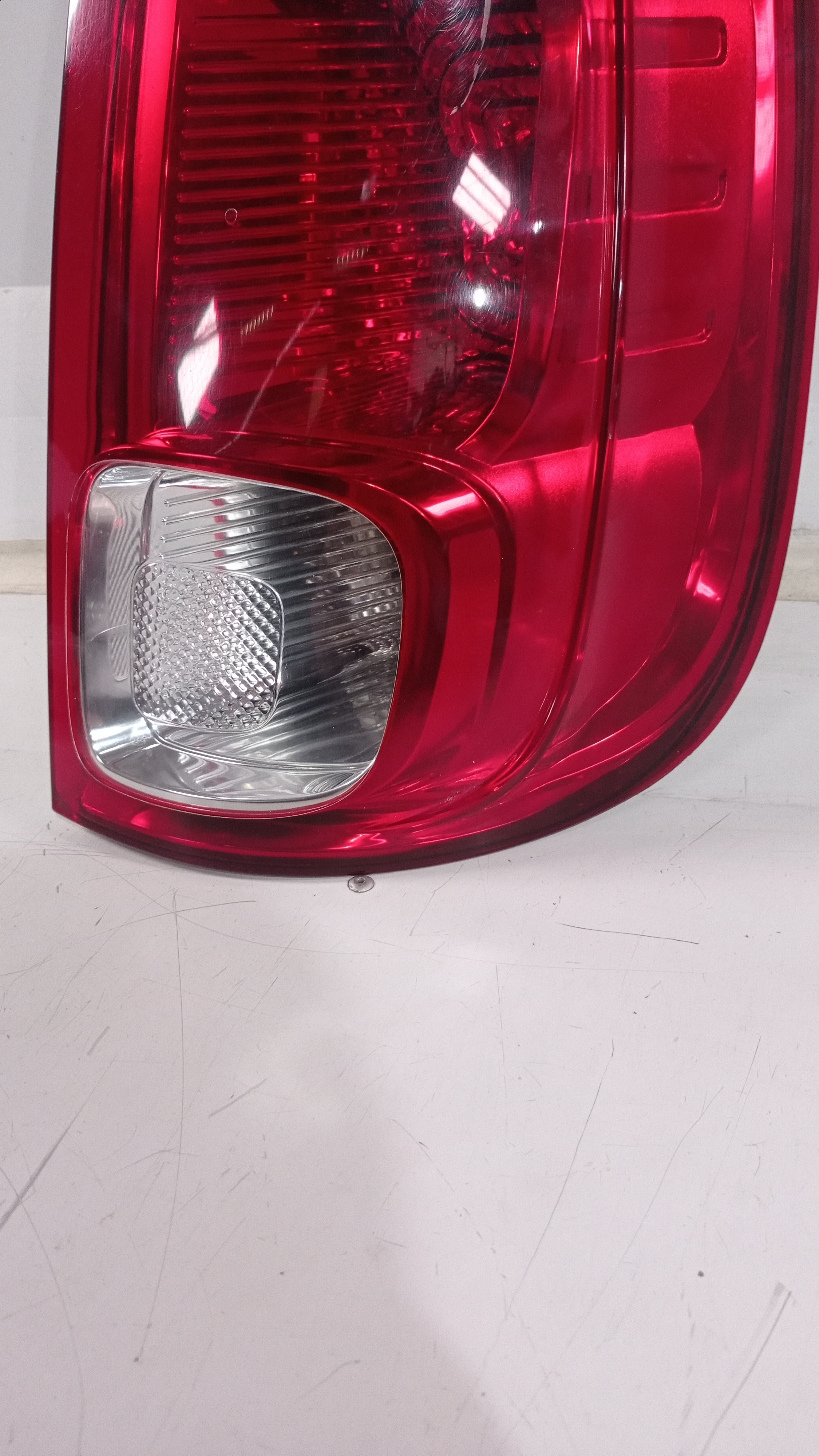 5202792 Lanterna Traseira Direita Fiat Uno Vivace 2014 Recu 2