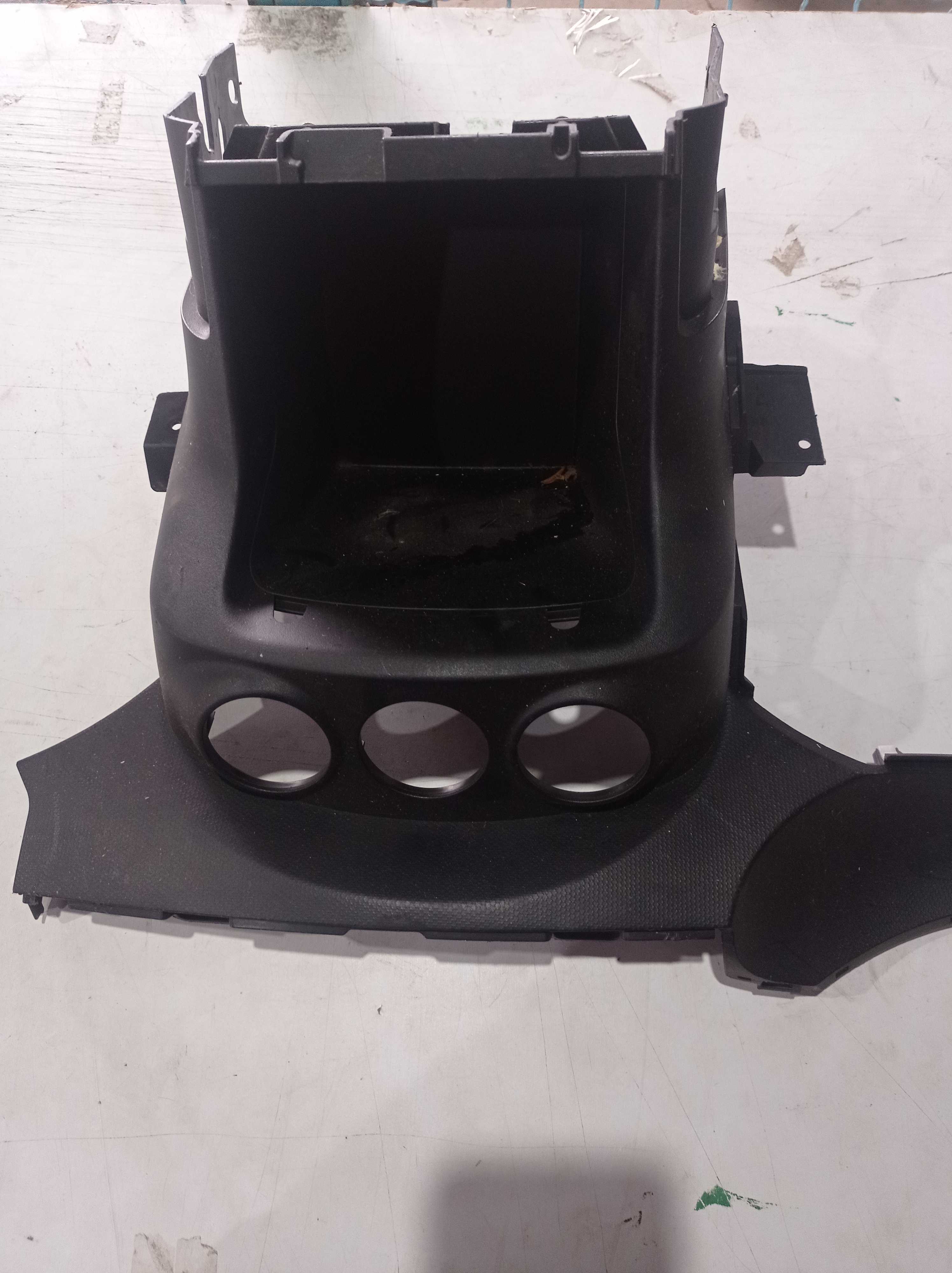 MOLDURA COMANDO AR MITSUBISHI OUTLANDER 2012 1