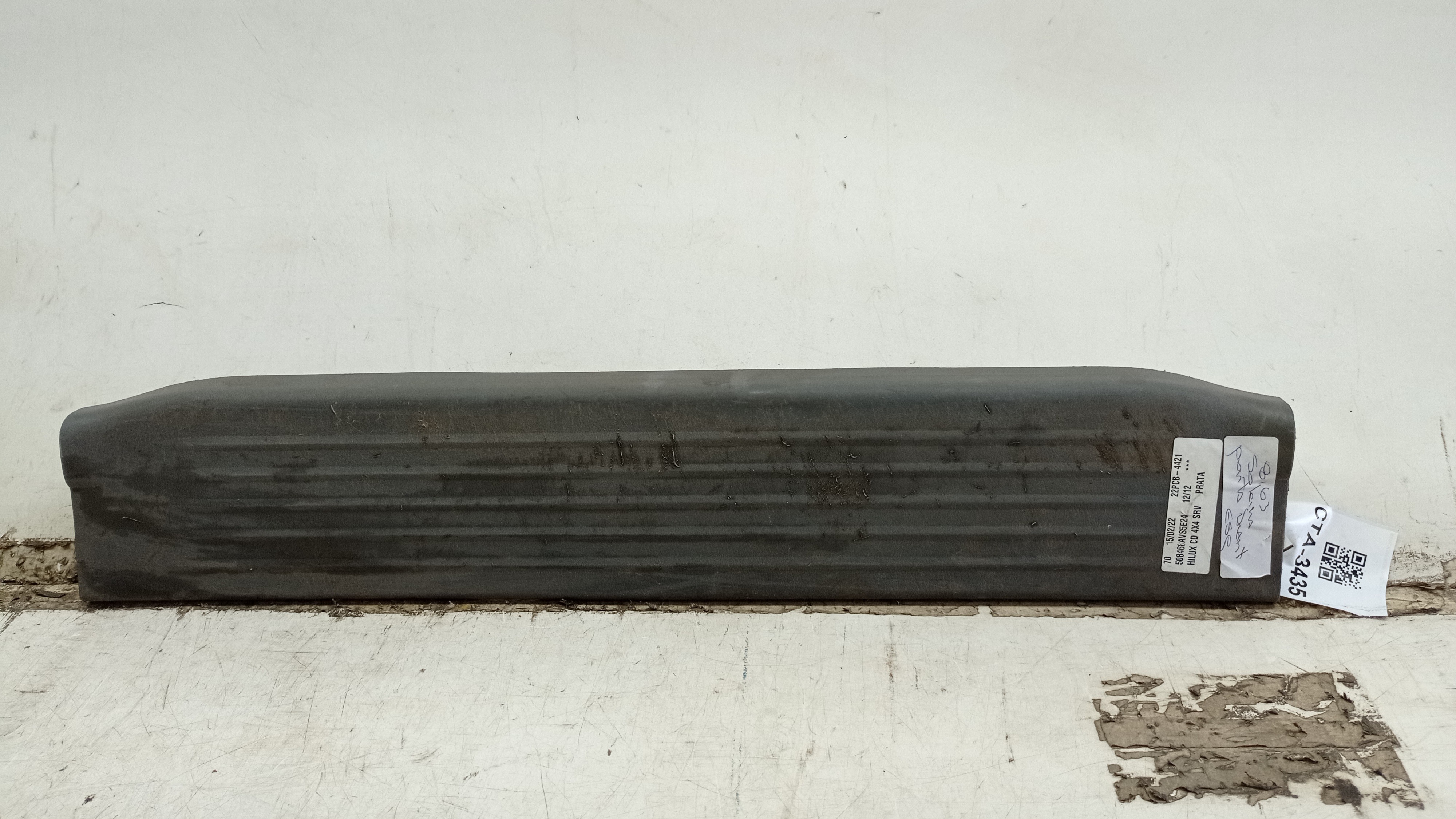 67914 0k030  Soleira Interna Porta Diant. LE Hilux 2012