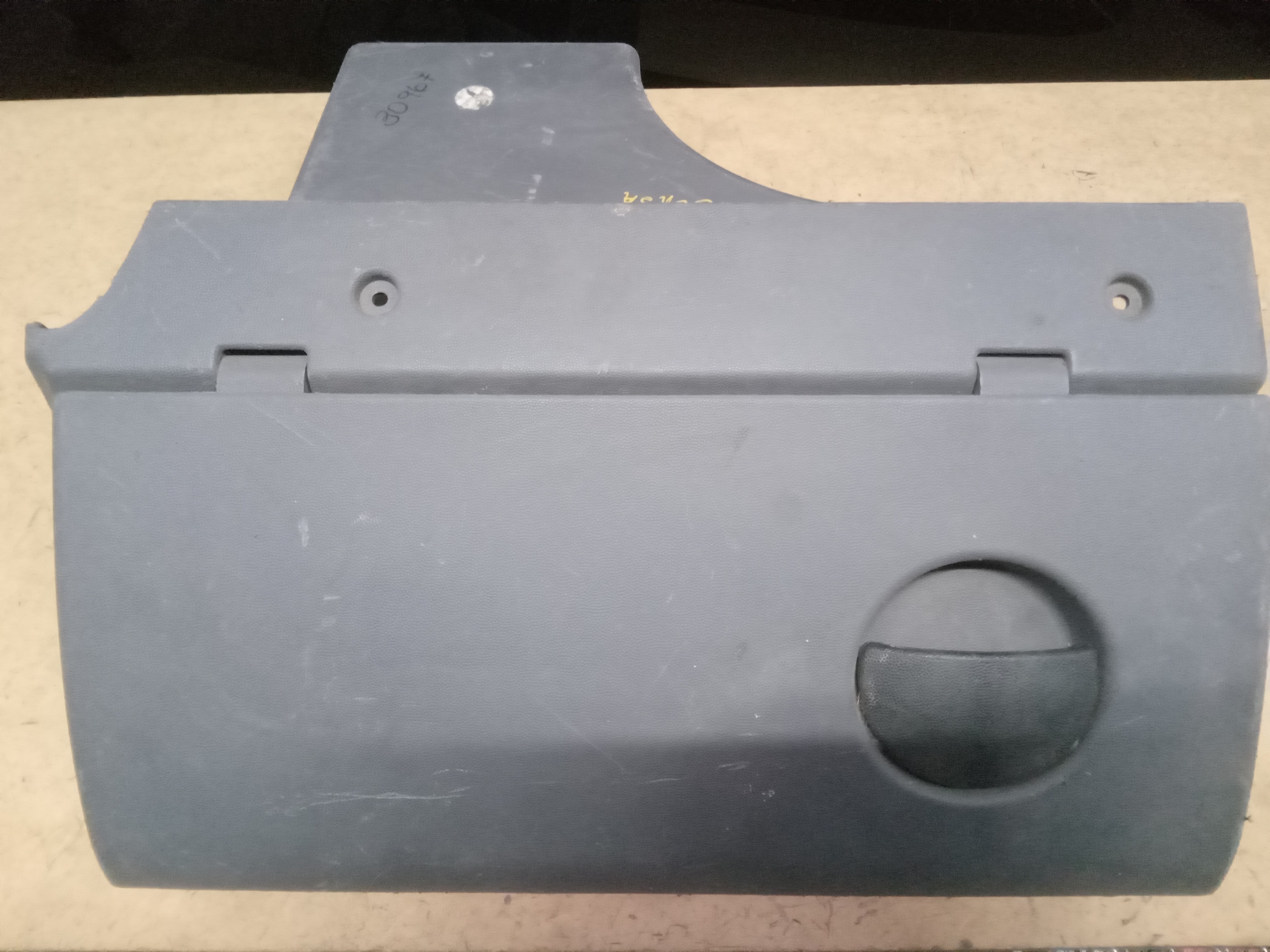 PORTA LUVAS GM CORSA MONTANA 2005 1