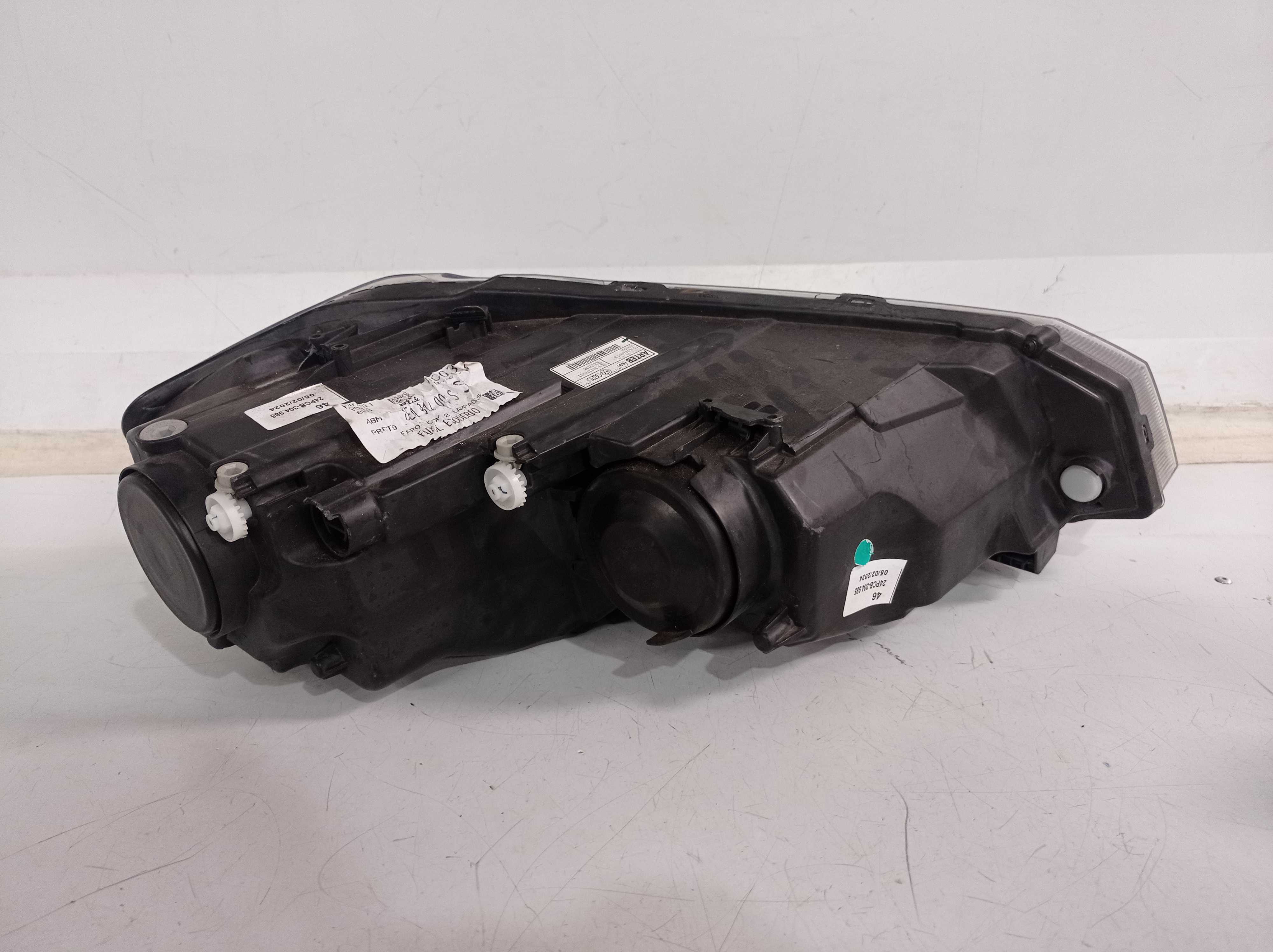 FAROL ESQUERDO VW POLO VIRTUS 2017 A 2019 6EA941005 P RECU 2