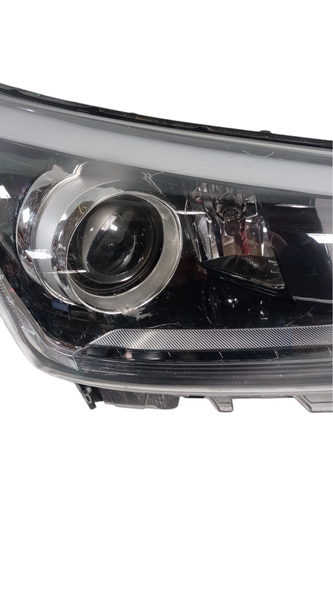 Farol Direito Hyundai Creta 2016 A 2018 Para Recuperar 7