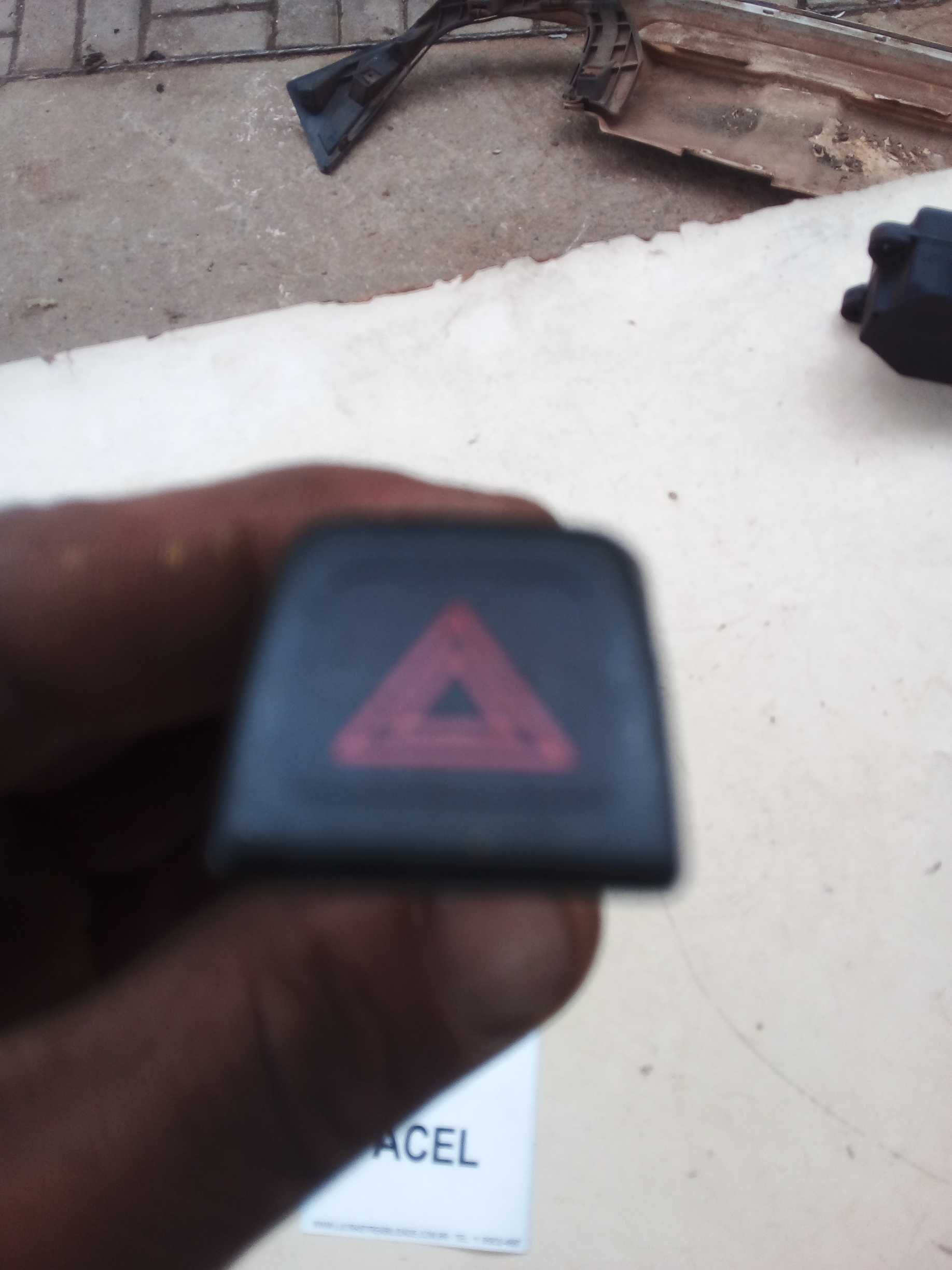 BOTAO ALERTA VOLVO XC60 2014 2