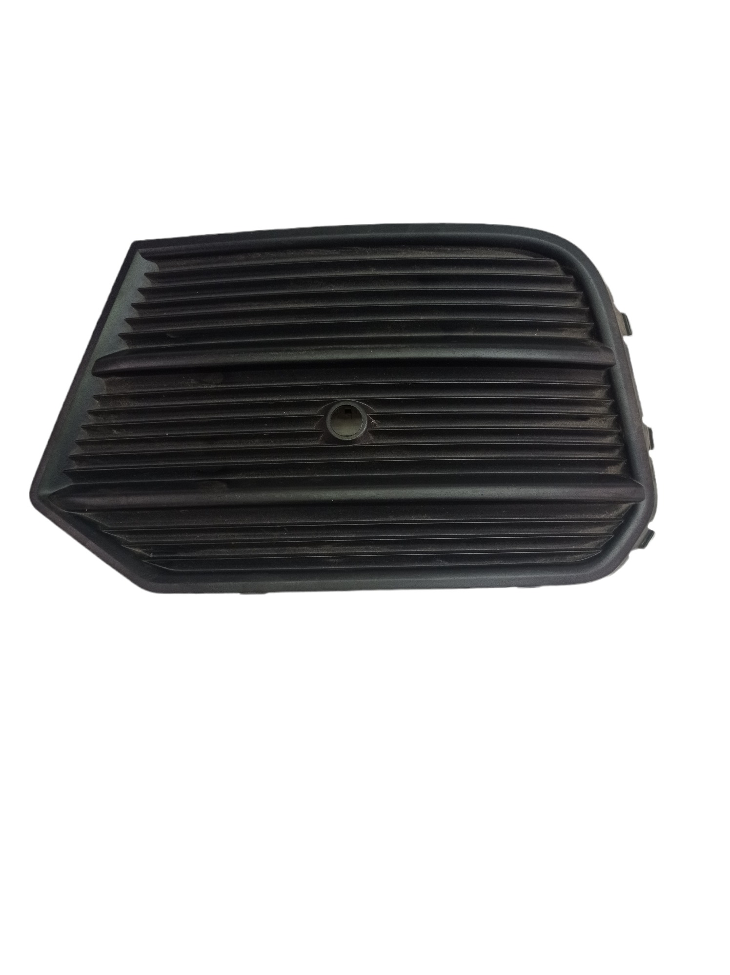 Grade Farol De Milha Esq Audi Q3 16 19 Com Furo 8u0807681q 1