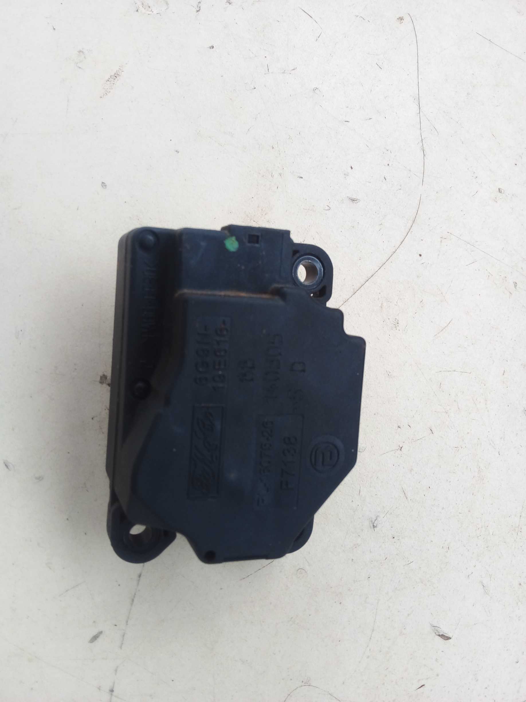 MOTOR ATUADOR CAIXA RESONADORA VOLVO XC60 2014 8G9N19E616 2