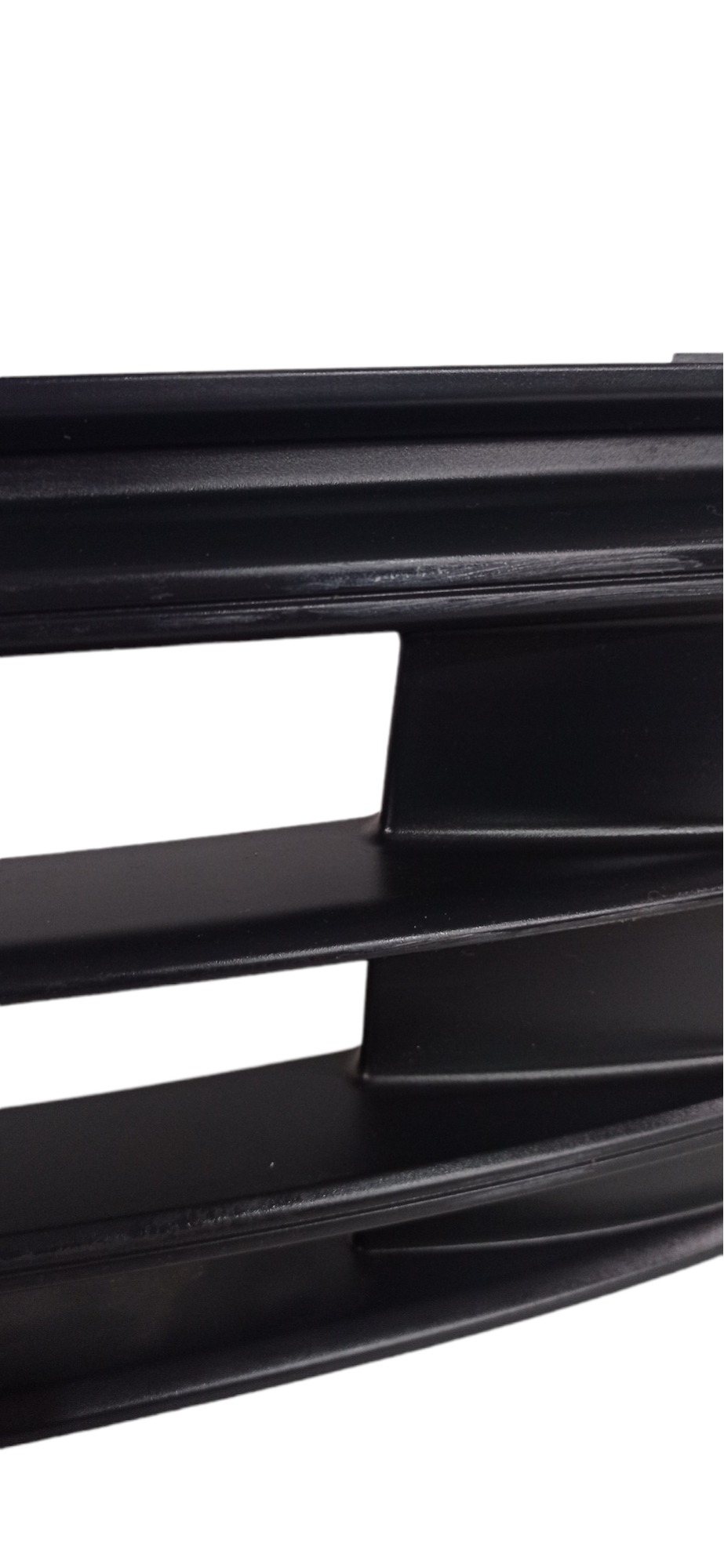 80a807681 Moldura Farol Milha Esquerda Audi Q5 2016 A 2019 4