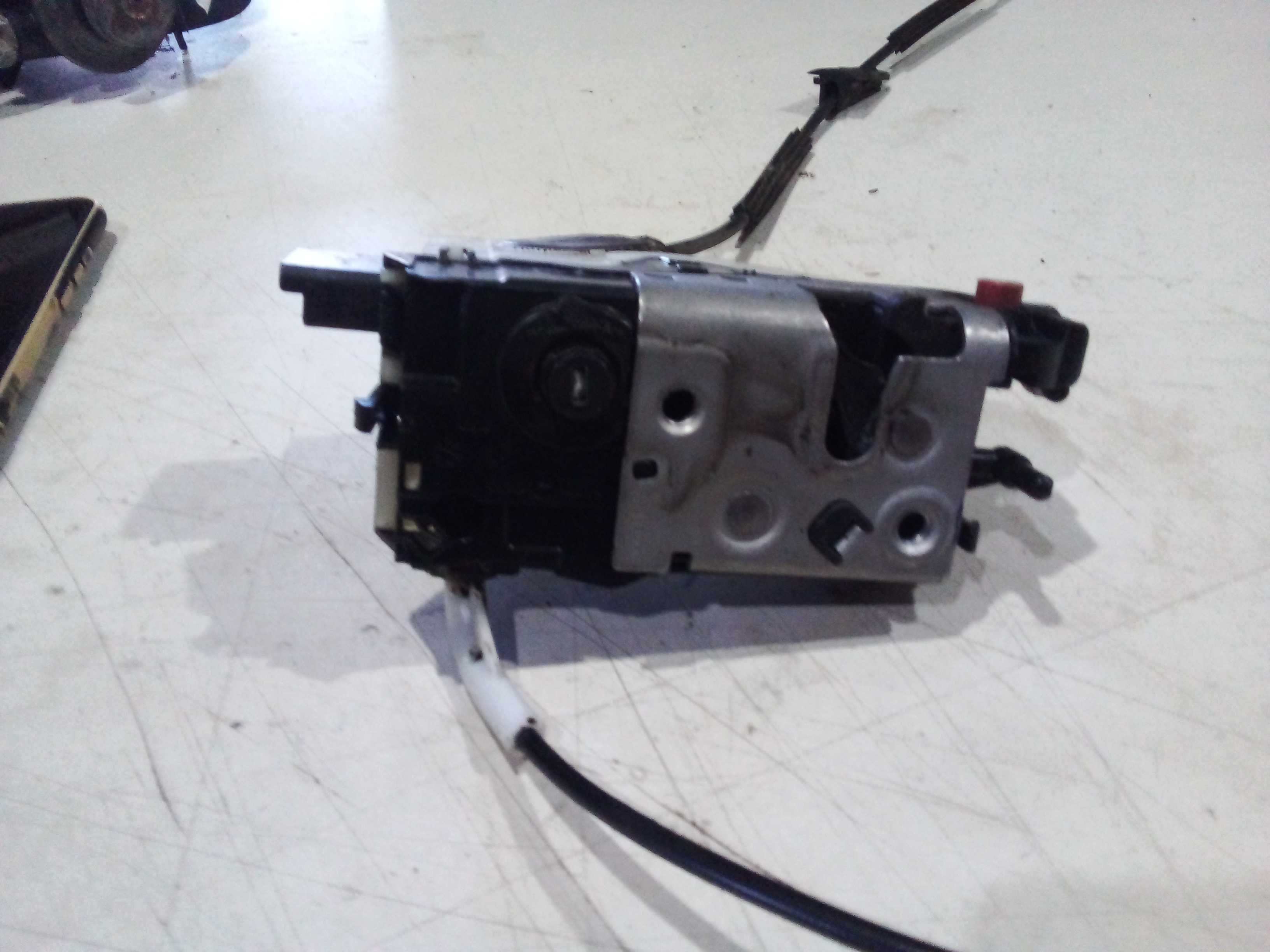 FECHADURA PORTA TRÁS DIREITA PEUGEOT 2008 2017 2
