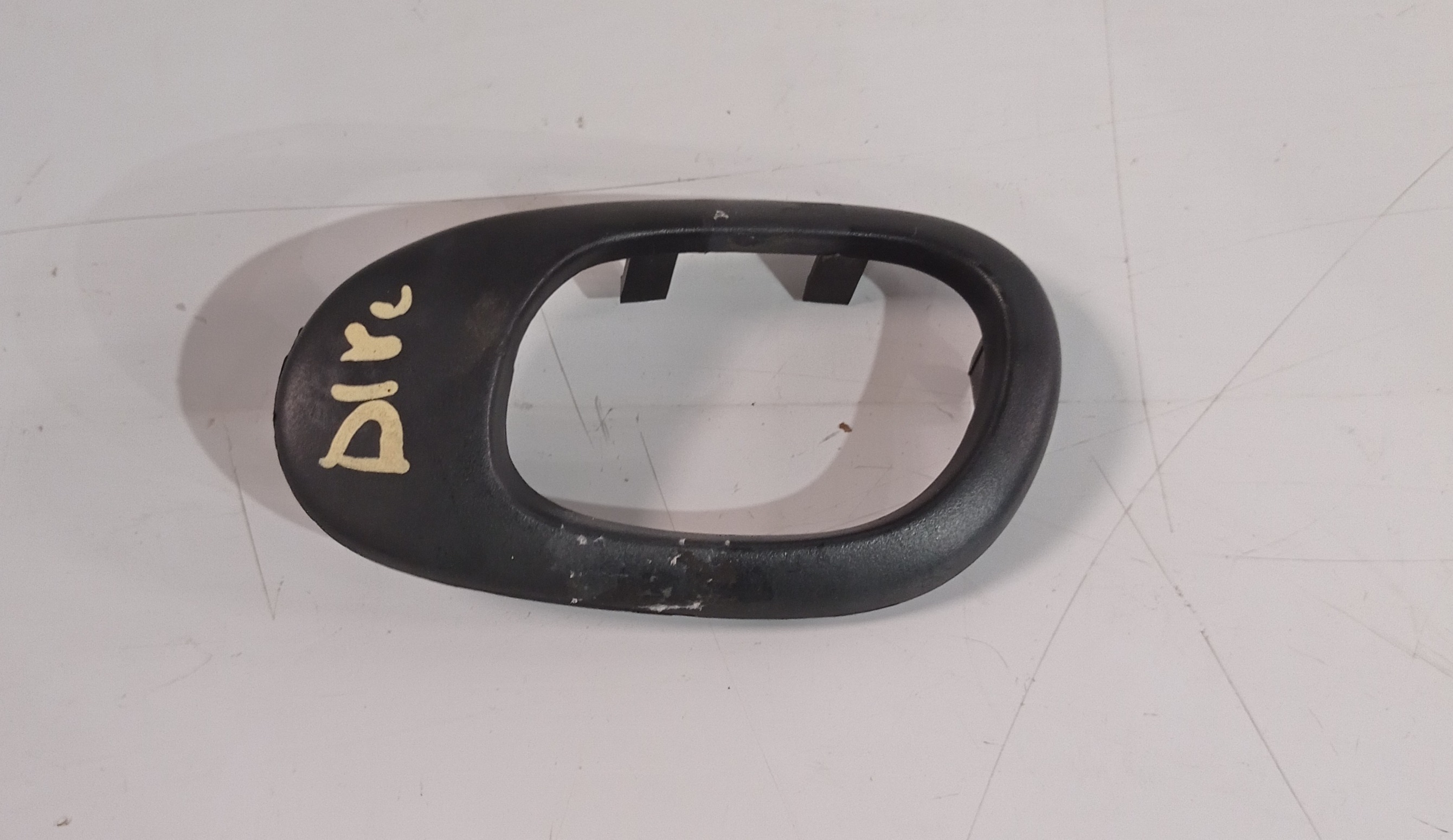 962840497705 Moldura Maçaneta Interna Dir Peugeot 207 2011 1