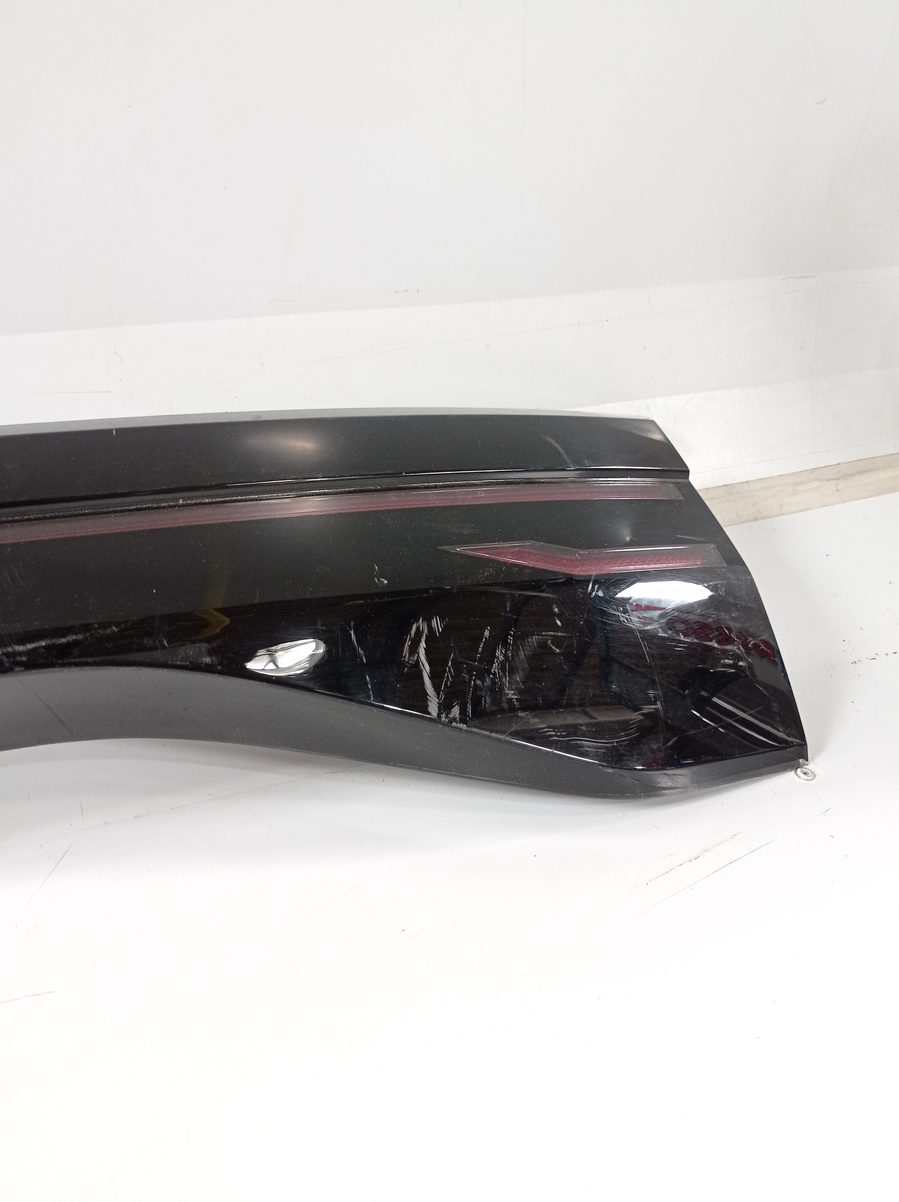 Moldura Aplique Tampa Traseira Vw Tcross 2018 2020 2