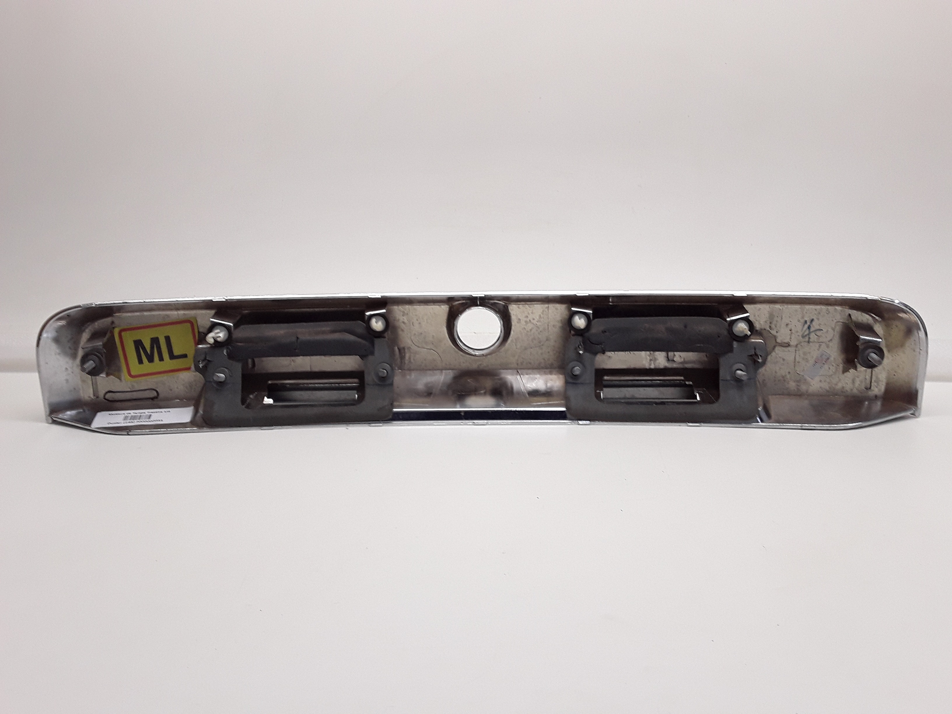 MOLDURA FRISO TAMPA TRASEIRA RENAULT DUSTER 2012 4