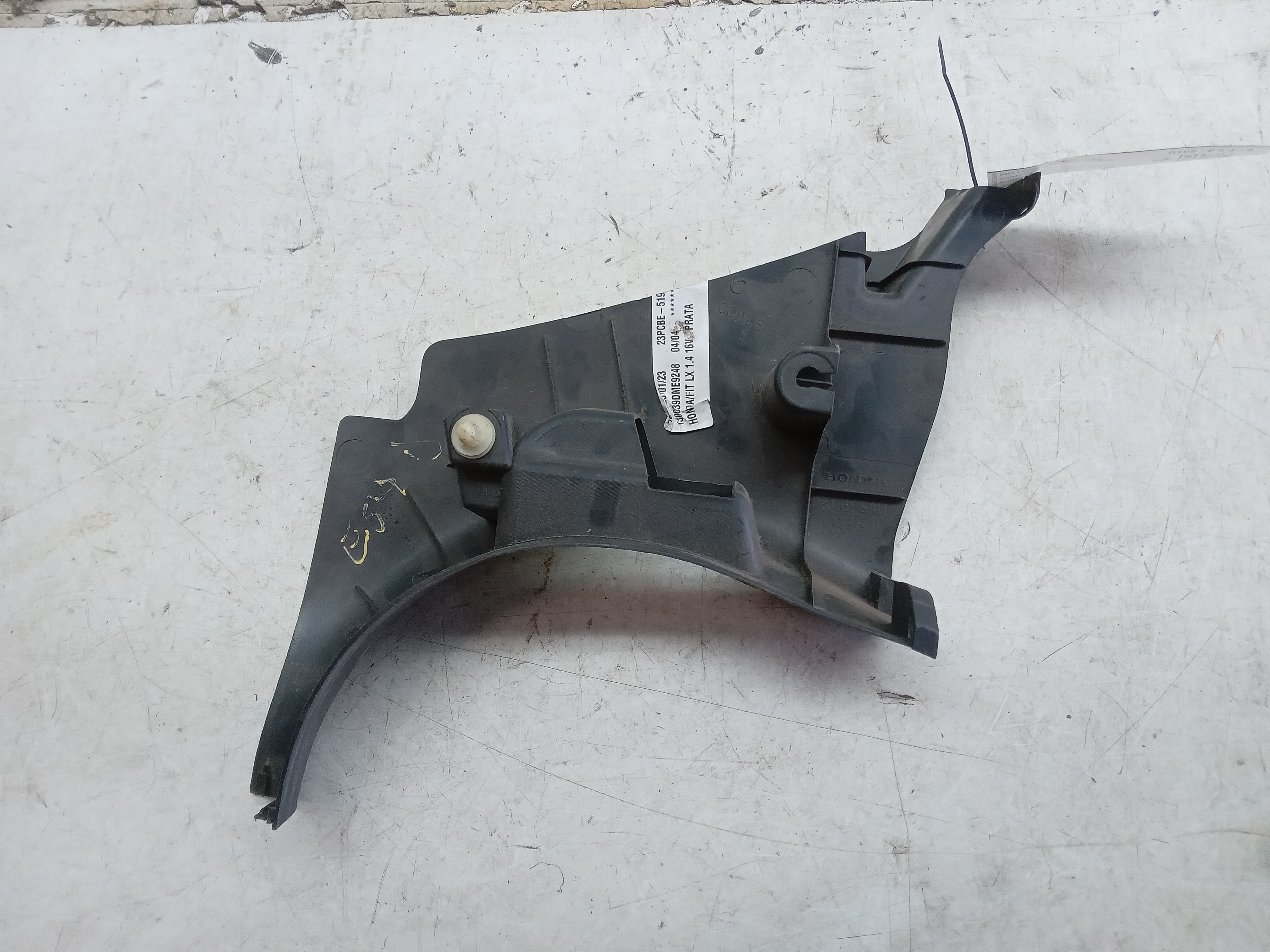 ACABAMENTO SOLEIRA DIANTEIRA LE HONDA FIT 2004 2